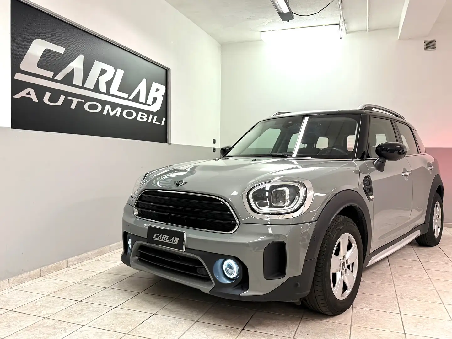 MINI Cooper D Countryman 2.0d Classic MANUALE Gris - 1