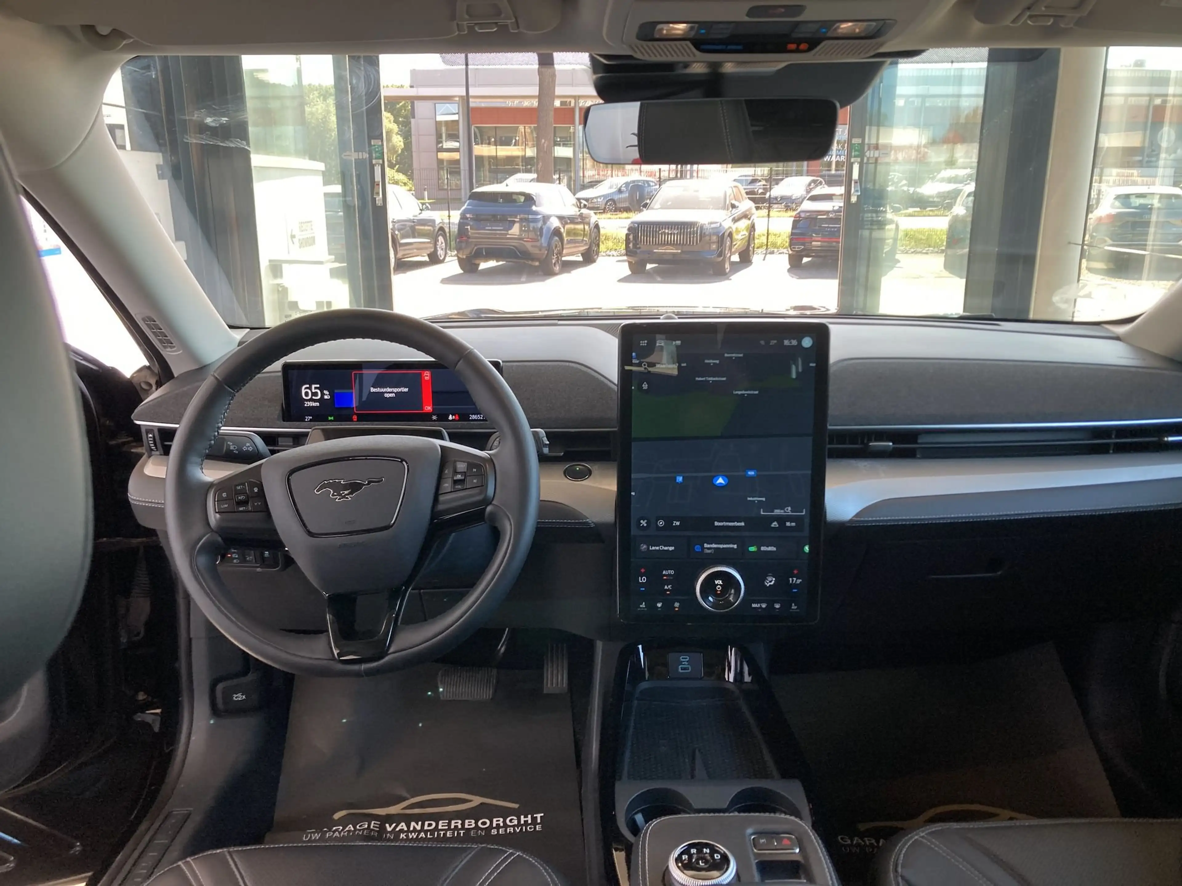 Ford Mustang Mach-E EXTENDED RANGE RWD AUTOMAAT 99 KWH PANO DAK  28000KM!!! — photo 11