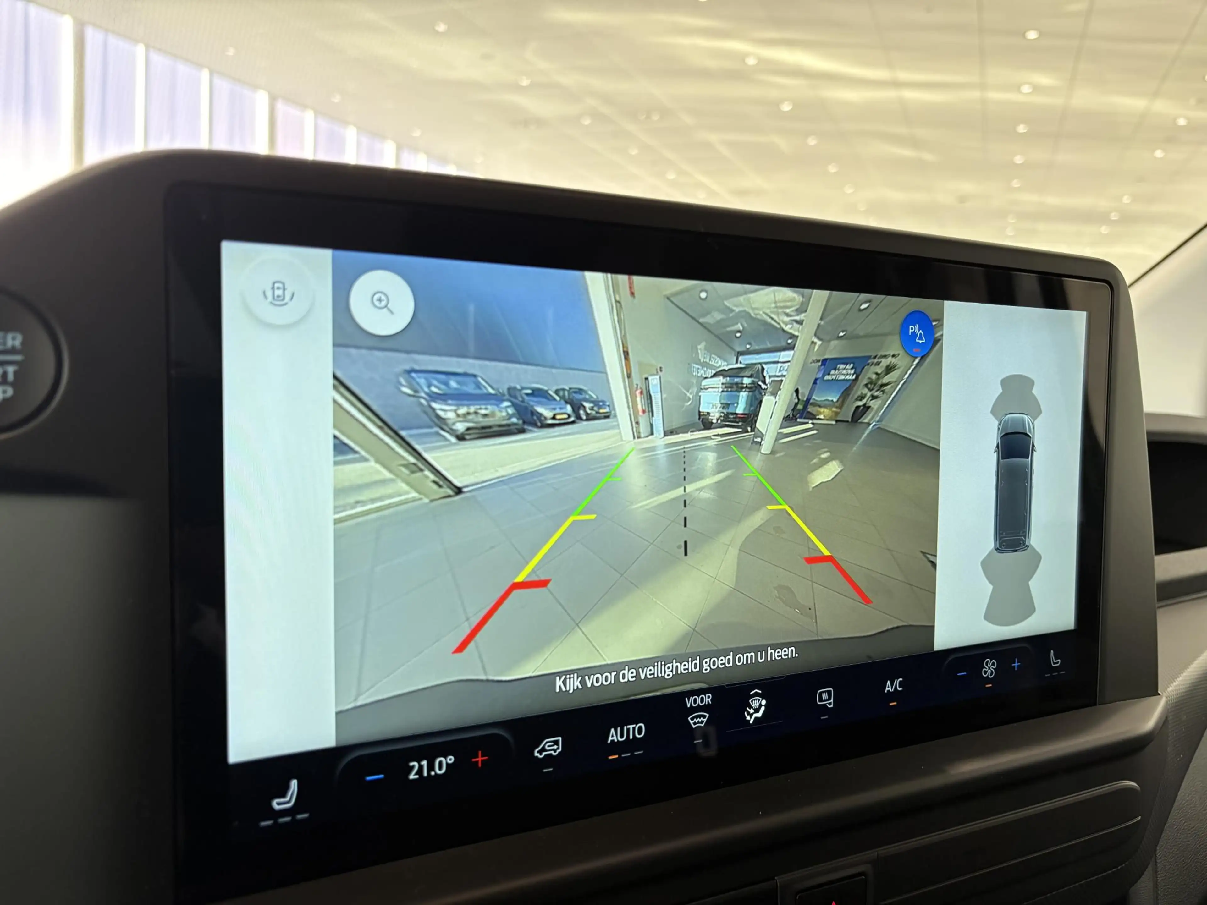 Ford Transit Custom 320 2.5 PHEV L1H1 Trend | CAMERA | CARPLAY — photo 14