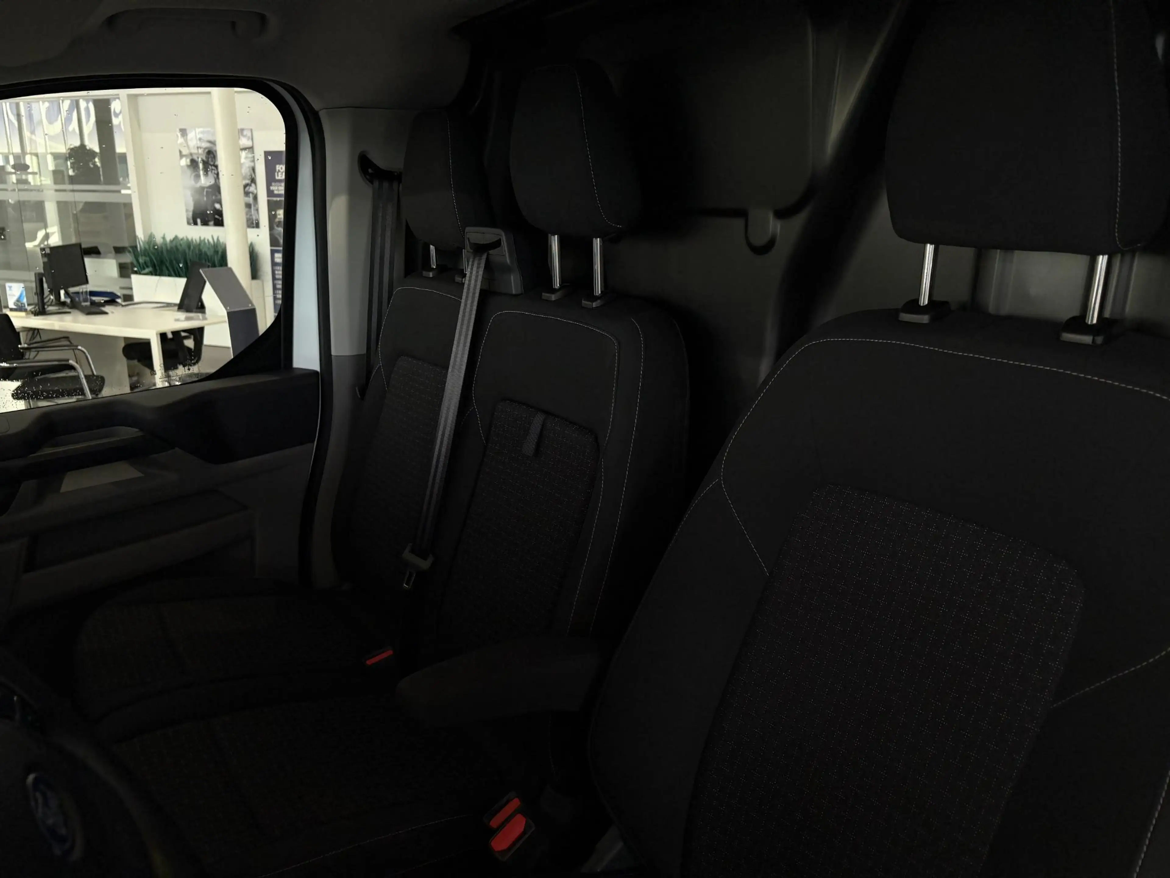 Ford Transit Custom 320 2.5 PHEV L1H1 Trend | CAMERA | CARPLAY — photo 10