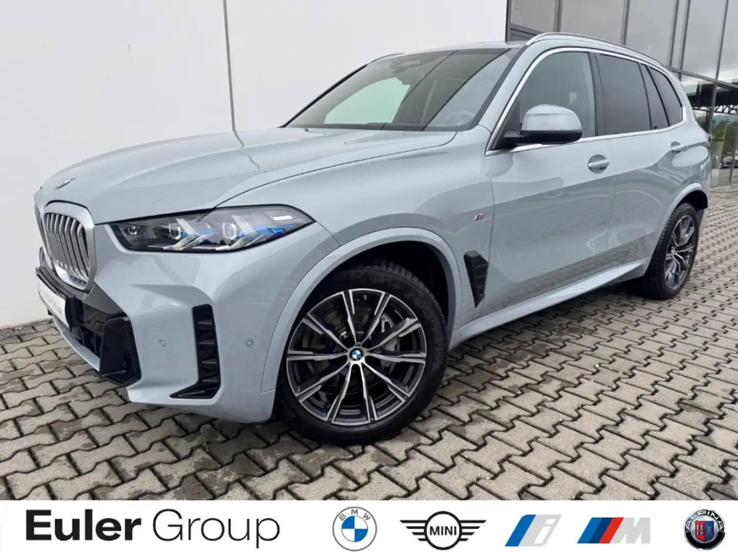 BMW X5 xDrive 30dA M-Sport AHK PANO H/K DrivAssProf Grau - 1