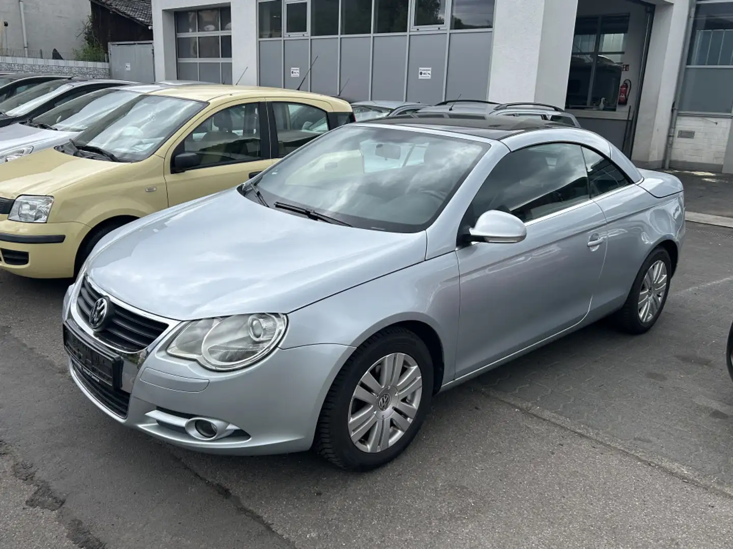 Volkswagen Eos Cabrio AHK Leder SHZ Stříbrná - 1