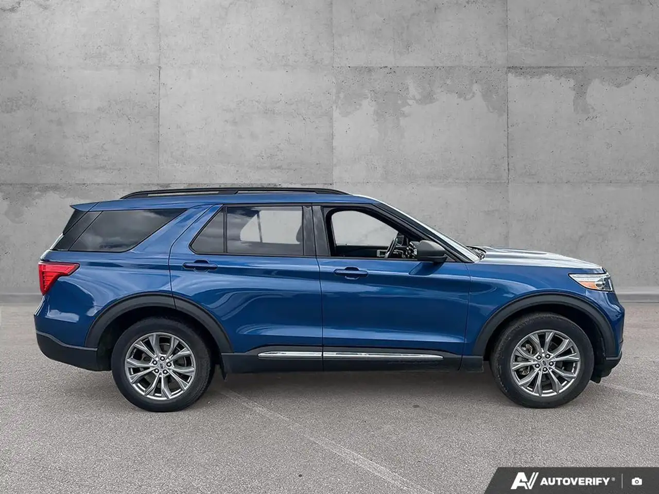 Ford Explorer снимка Ford Explorer