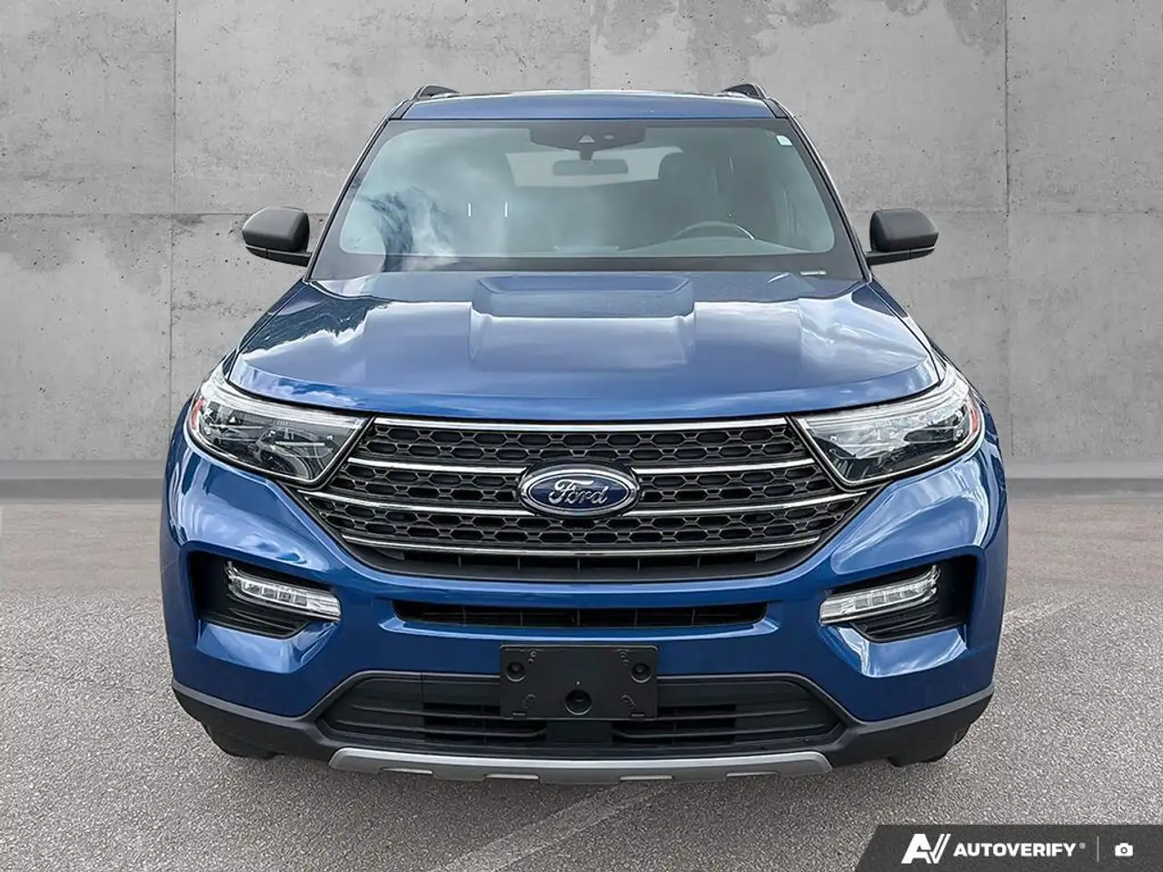Ford Explorer снимка Ford Explorer