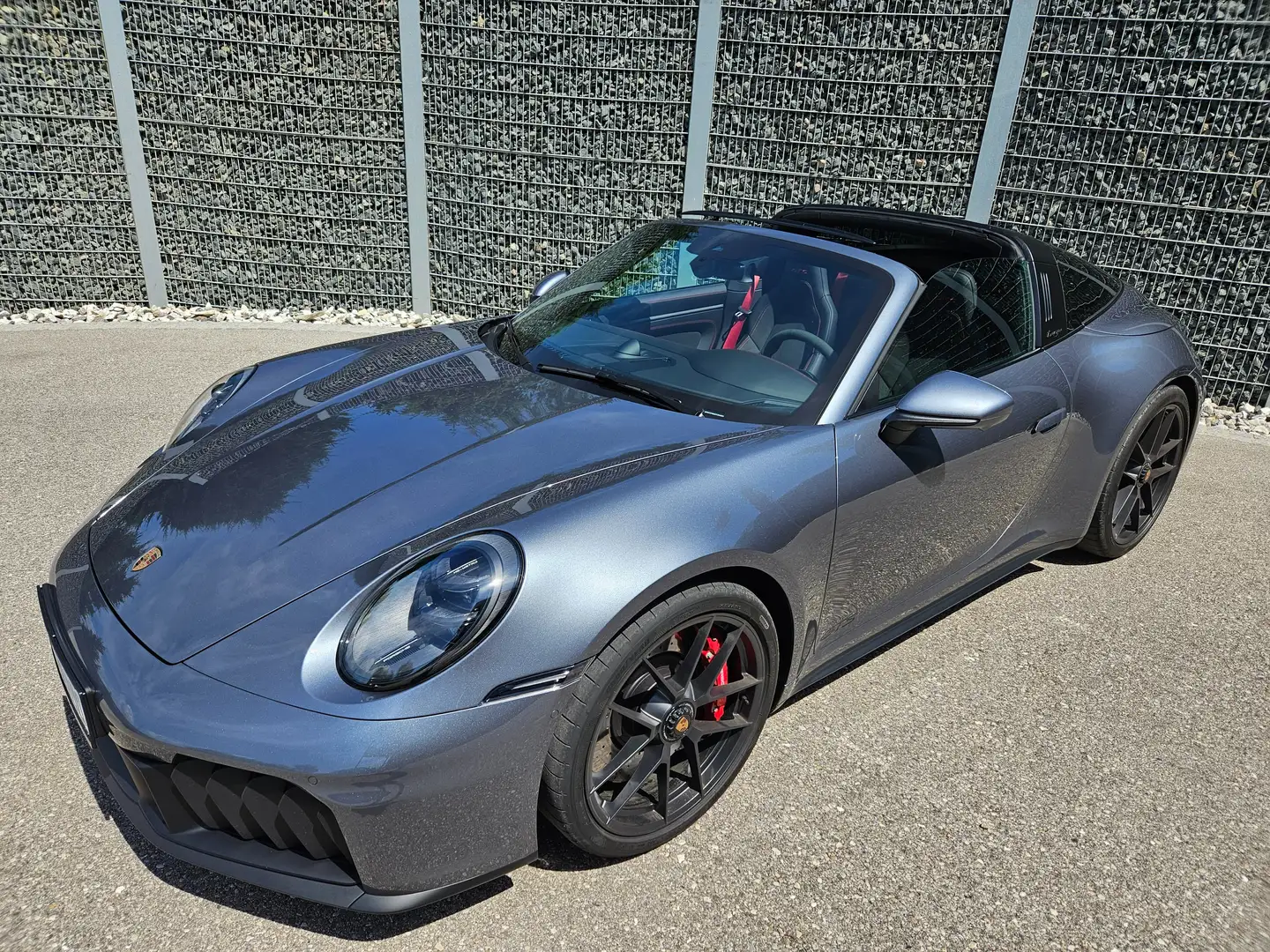 Porsche 911 Porsche 911 Carrera 4 Targa GTS 1,9kWh Silber - 1