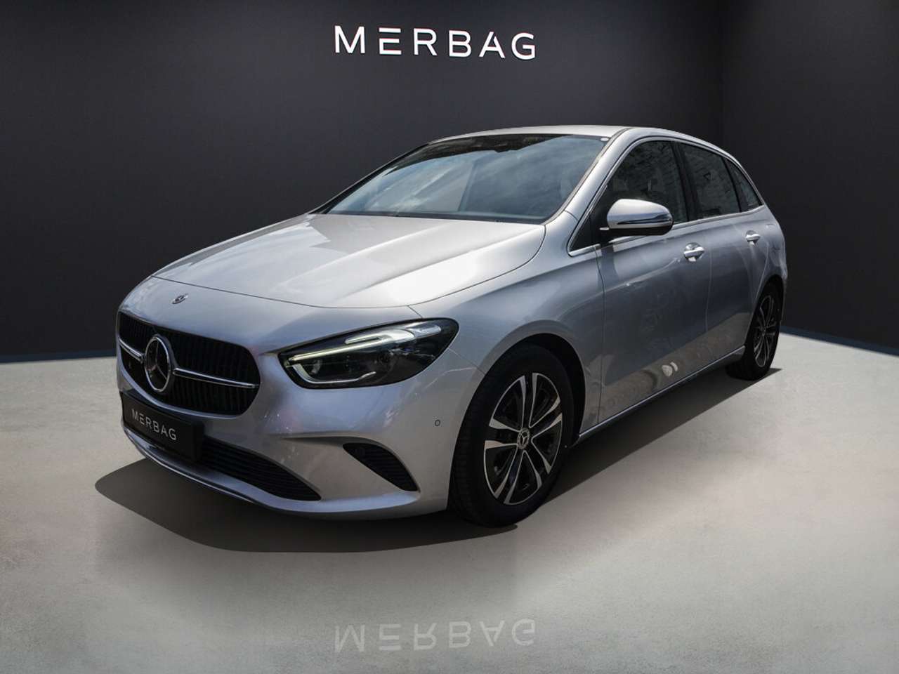 Mercedes-Benz B 200 2023