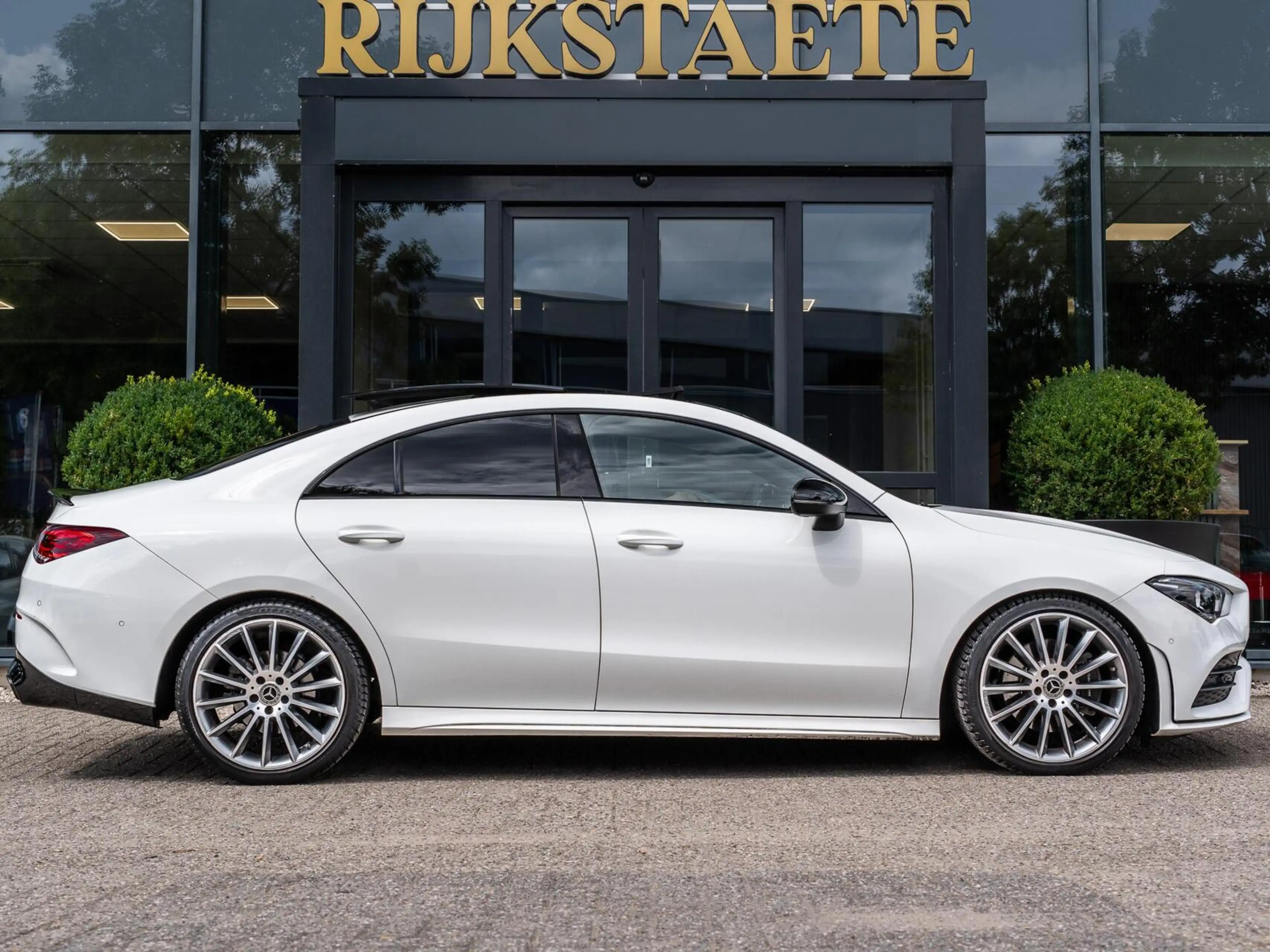 Mercedes-Benz CLA 200 AMG|PANO|CAMERA|SFEERV.|45S PAKKET — photo 6