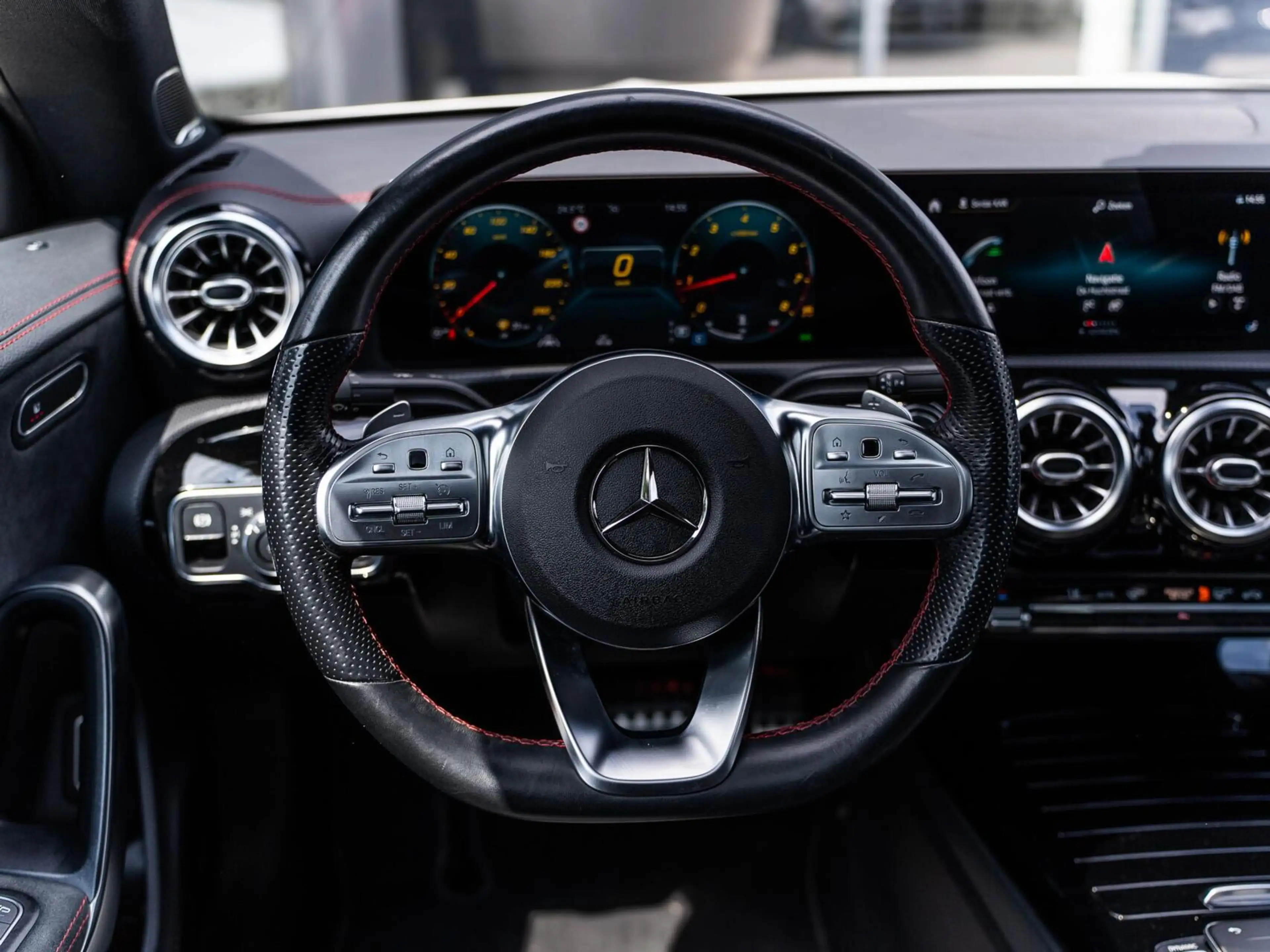 Mercedes-Benz CLA 200 AMG|PANO|CAMERA|SFEERV.|45S PAKKET — photo 11