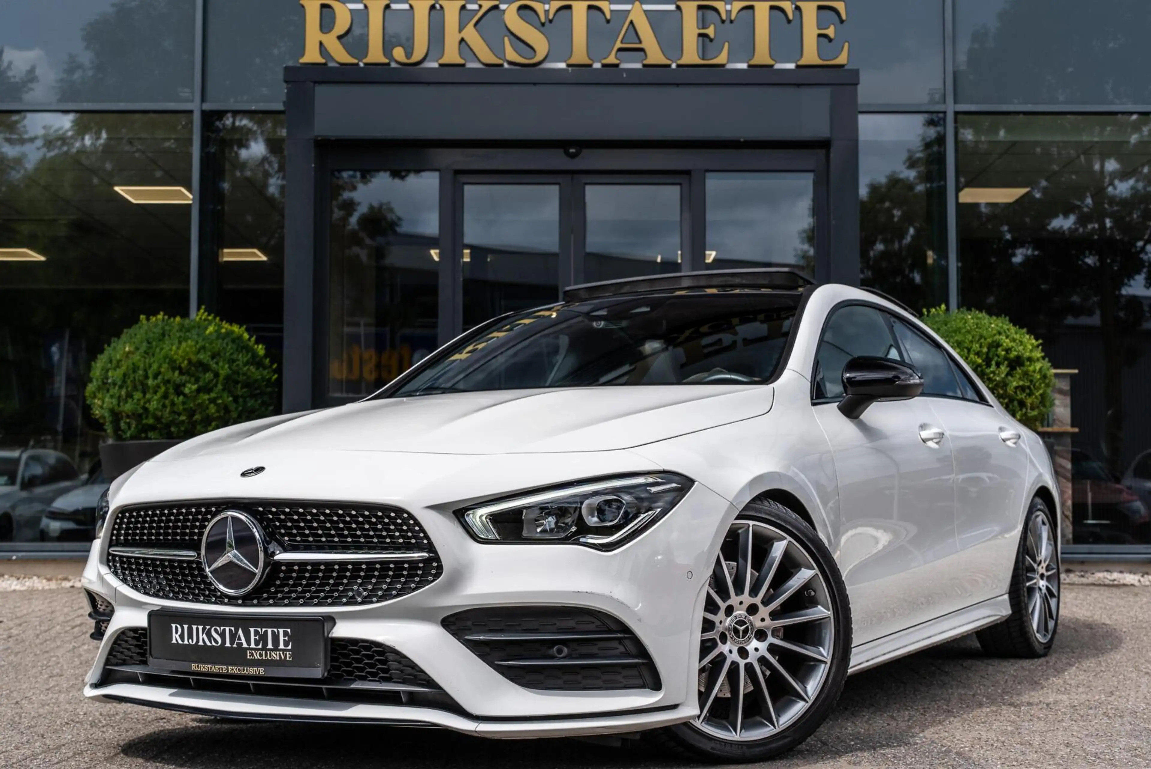 Mercedes-Benz CLA 200 AMG|PANO|CAMERA|SFEERV.|45S PAKKET