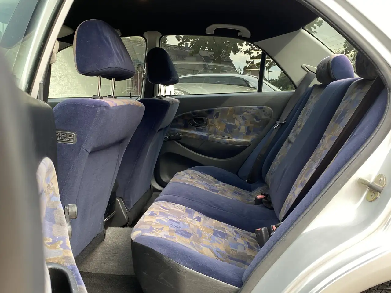 Mitsubishi Carisma 1.8 GDI LX | Automaat | All-Season Banden | Airco, foto 7