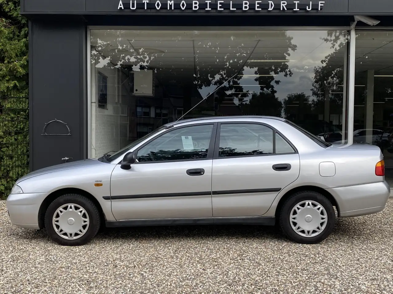 Mitsubishi Carisma 1.8 GDI LX | Automaat | All-Season Banden | Airco, foto 3