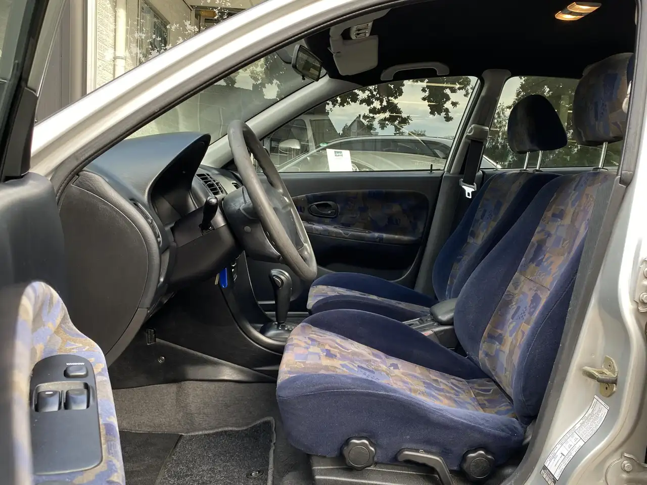 Mitsubishi Carisma 1.8 GDI LX | Automaat | All-Season Banden | Airco, foto 2