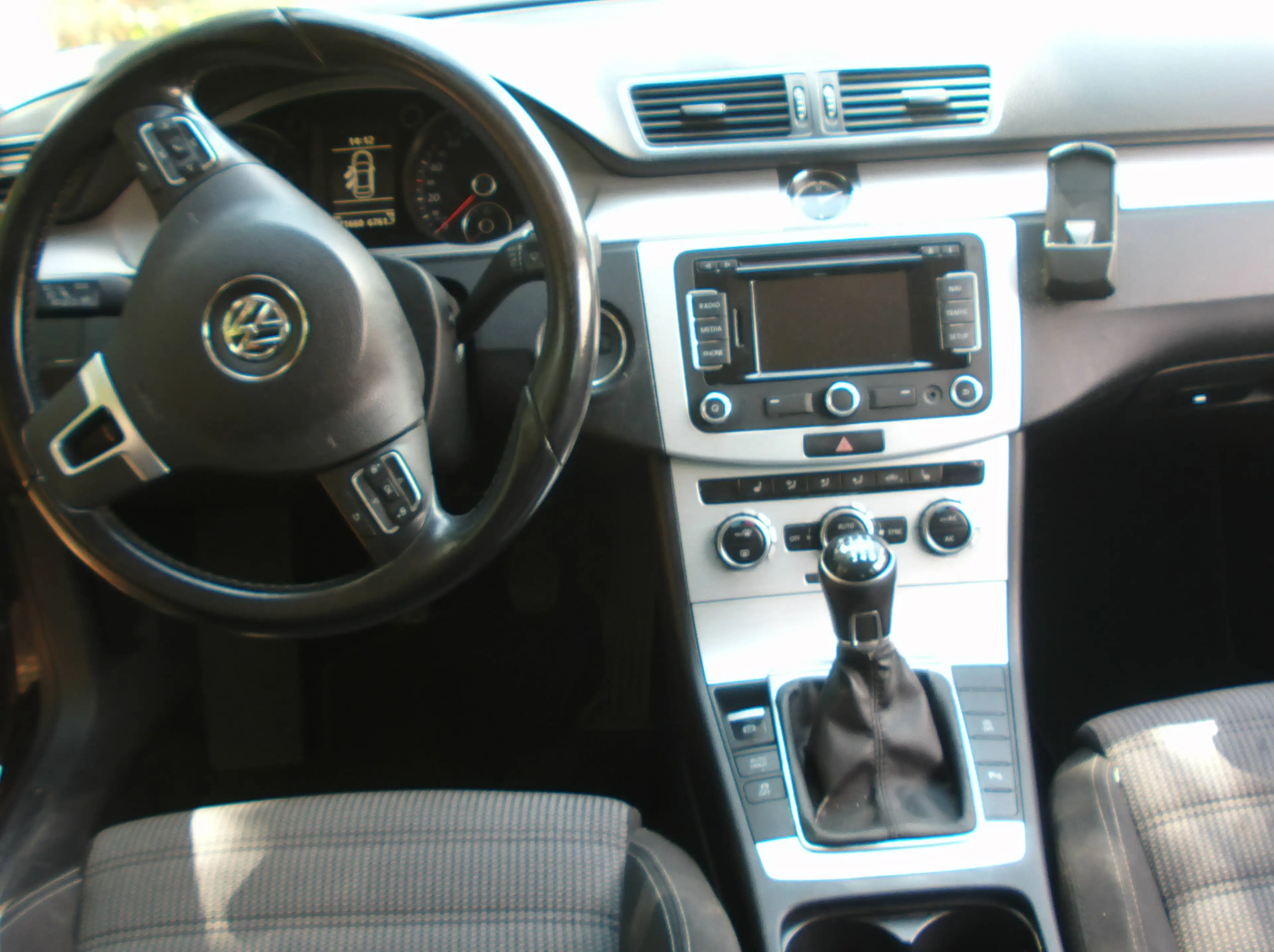 Volkswagen CC Basis BMT — photo 14