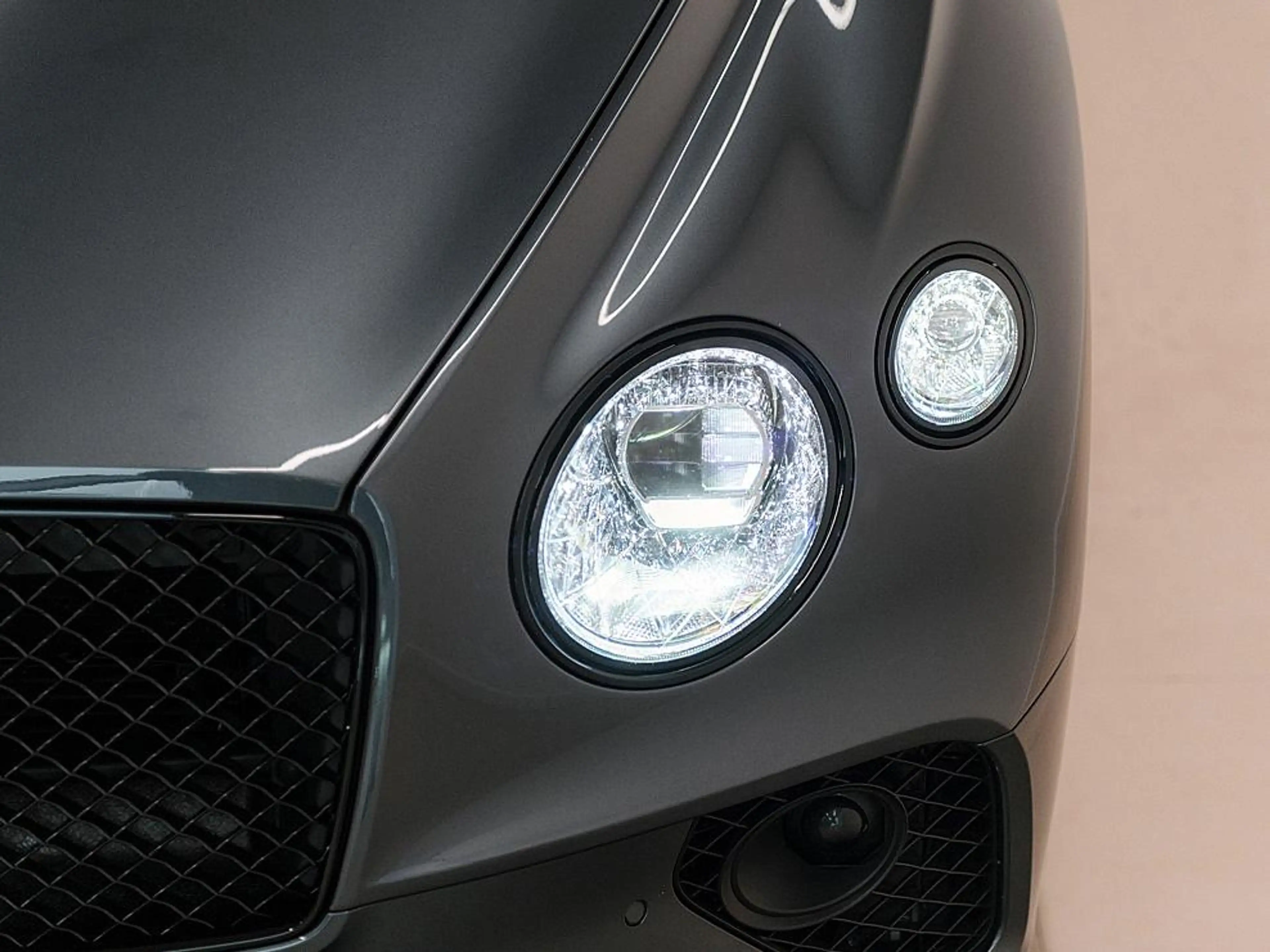 Bentley Continental GTC Continental GTC — photo 11