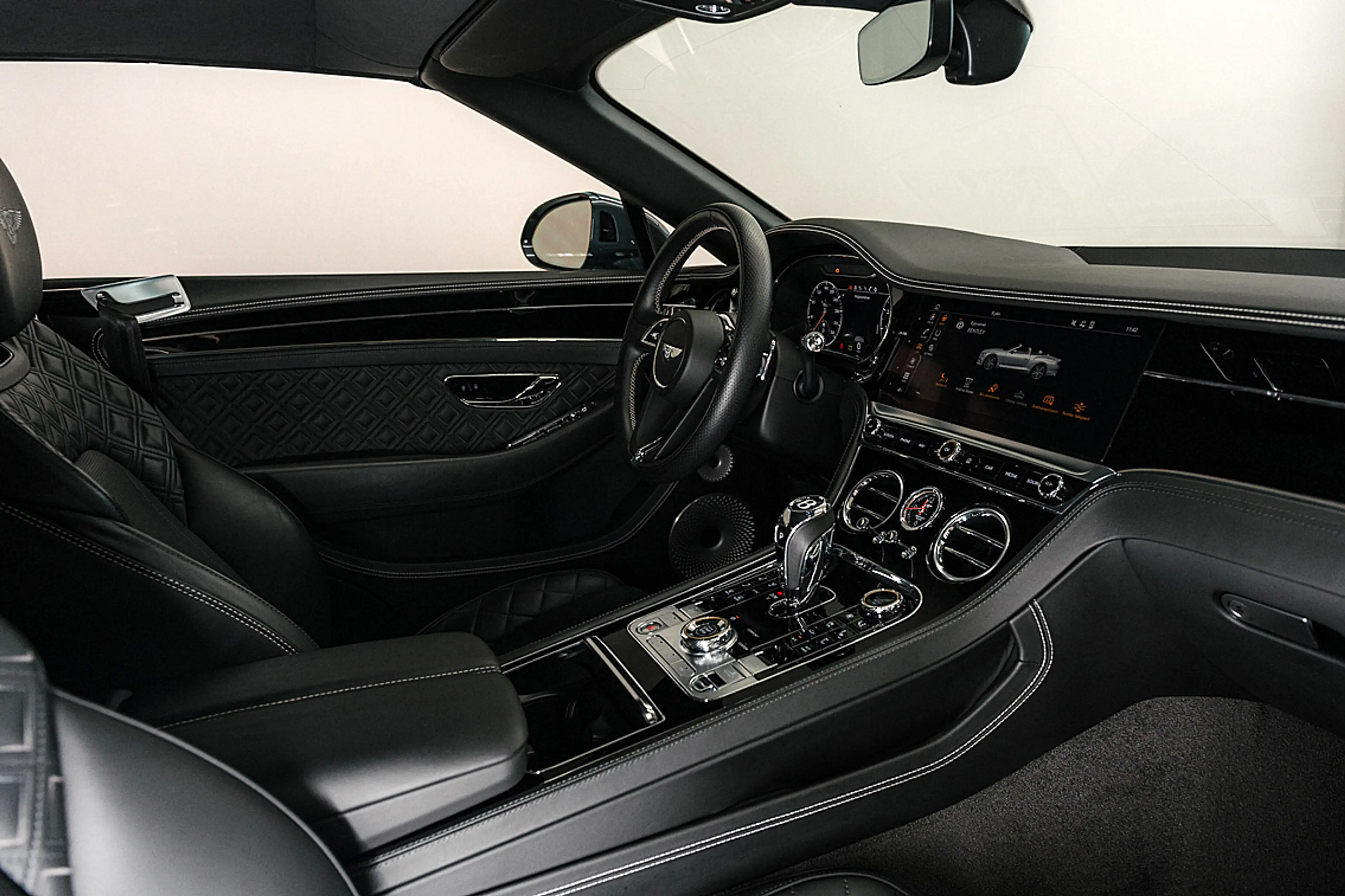 Bentley Continental GTC Continental GTC — photo 2
