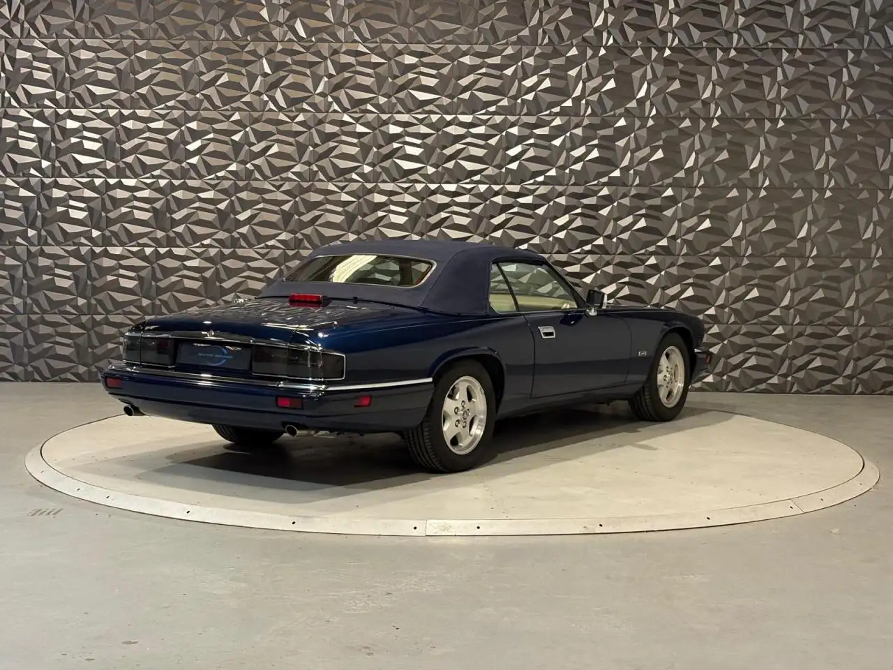 Jaguar XJS Cabriolet 4.0i - BVA CABRIOLET . PHASE 2, foto 5