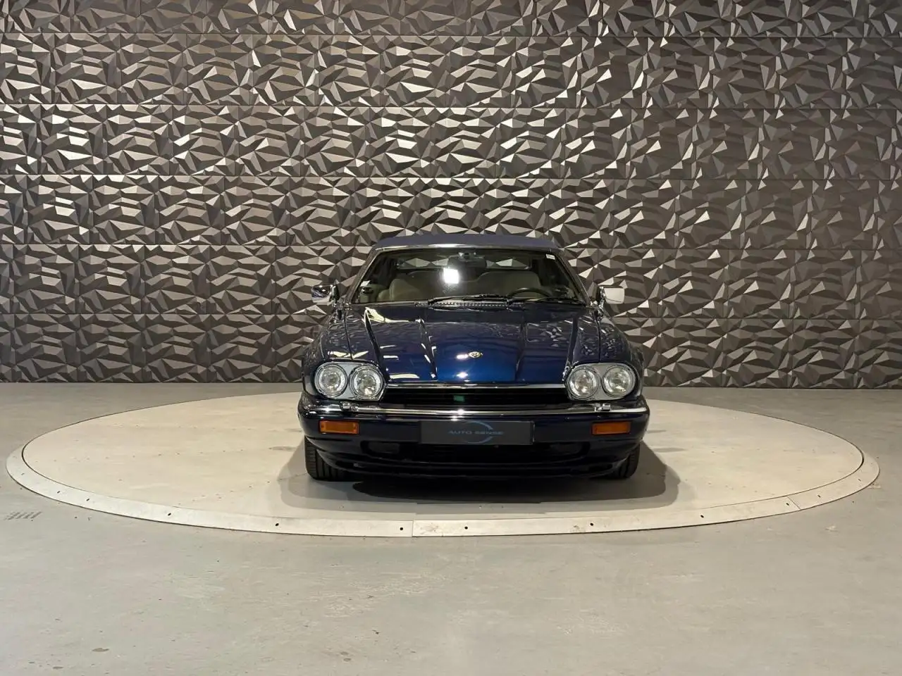 Jaguar XJS Cabriolet 4.0i - BVA CABRIOLET . PHASE 2, foto 9