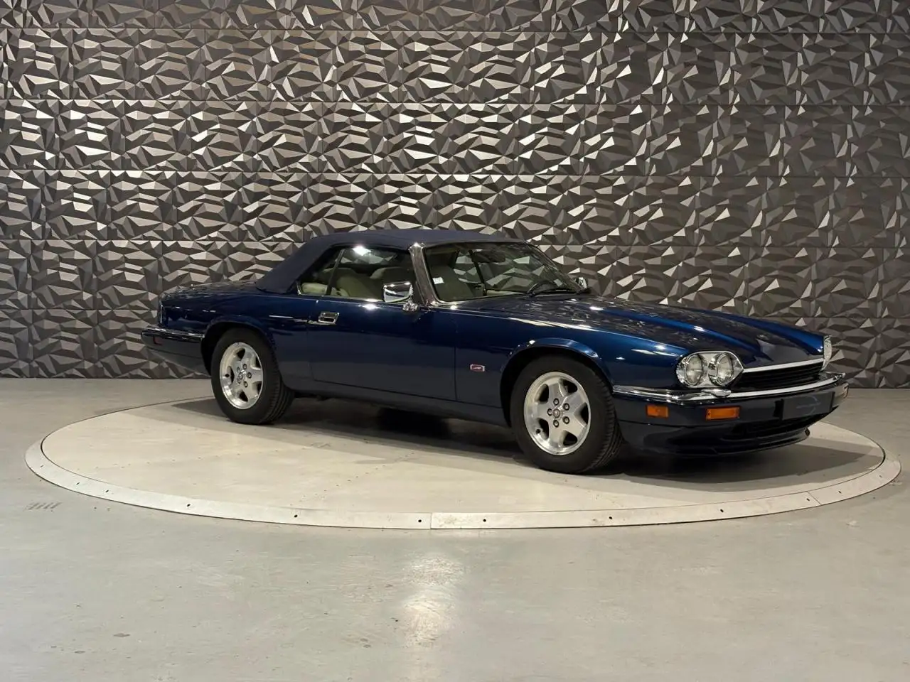 Jaguar XJS Cabriolet 4.0i - BVA CABRIOLET . PHASE 2, foto 7