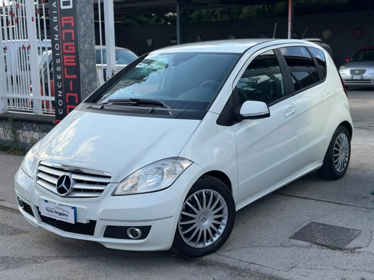 Mercedes-Benz A 180