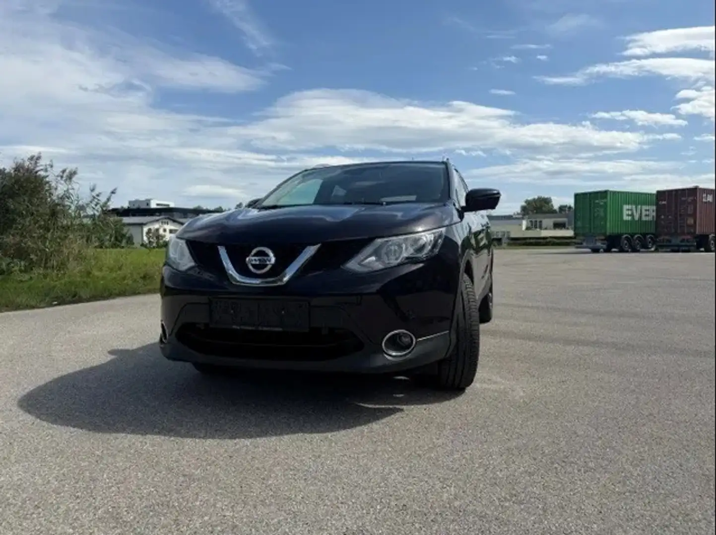 Nissan Qashqai Qashqai 1,5 dCi N-Connecta N-Connecta Schwarz - 2