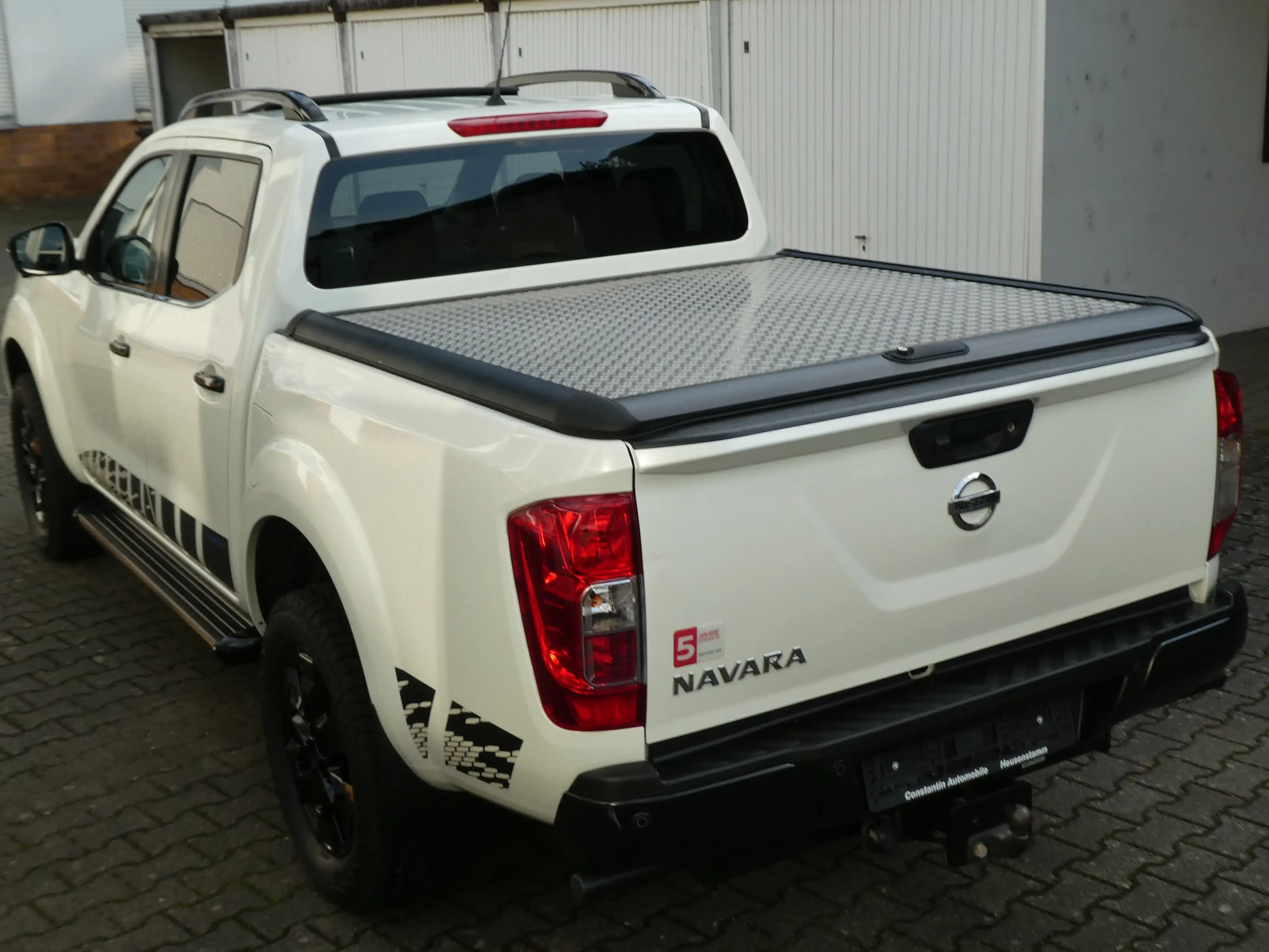 Nissan Navara NP300 N-Guard Doppelkabine 4x4 — photo 4