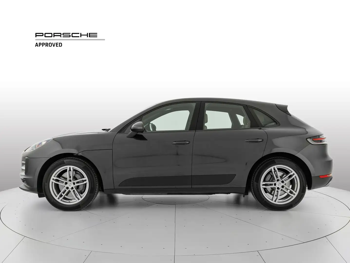 Porsche Macan 3.0 S Zwart - 2