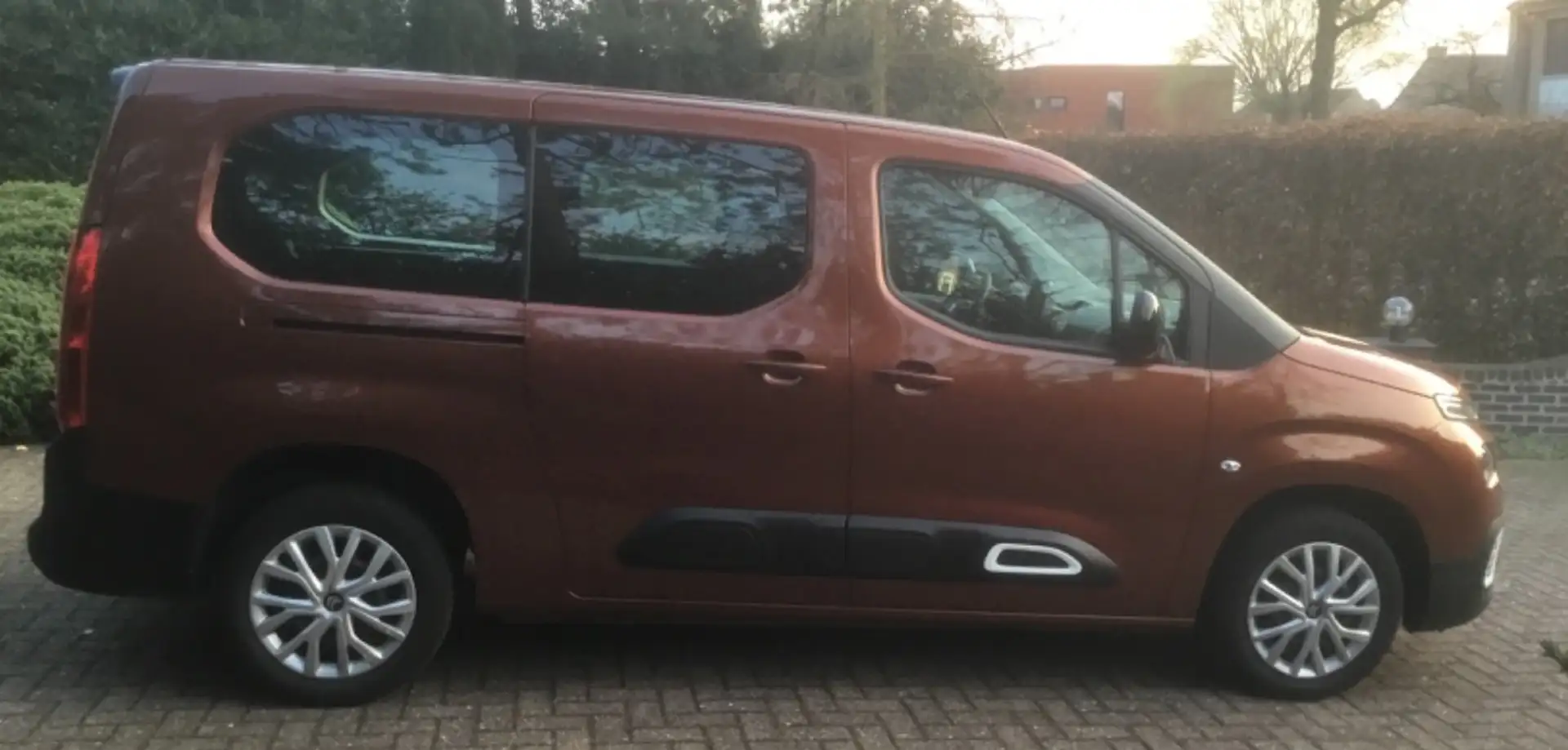 Citroen Berlingo 1.5XL '22/7PL/NAVI/LANEASS/ANTICOLIS/GARANTIE39dKM Brown - 2