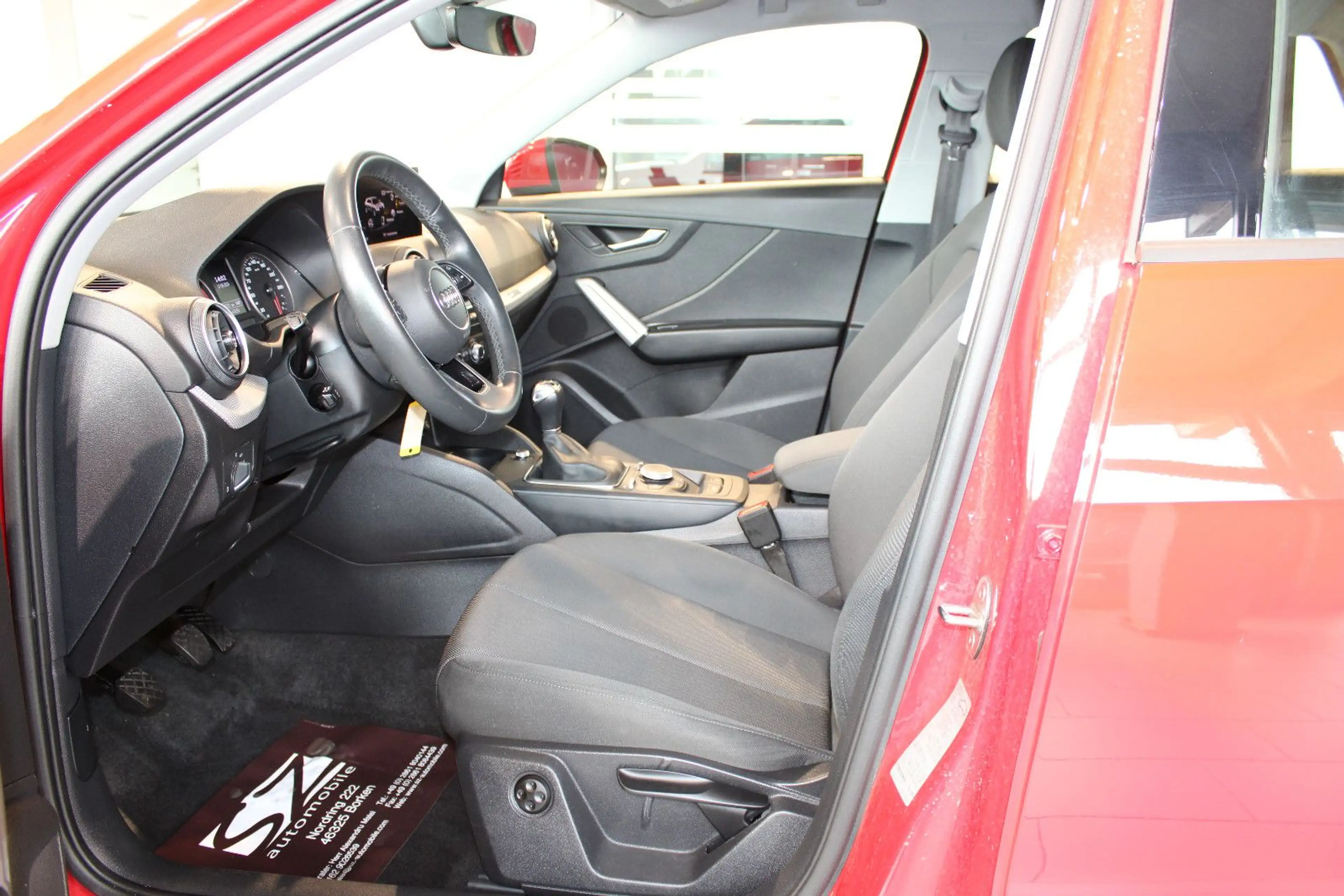 Audi Q2 30 TDI S line Kamera PDC SHZ — photo 12