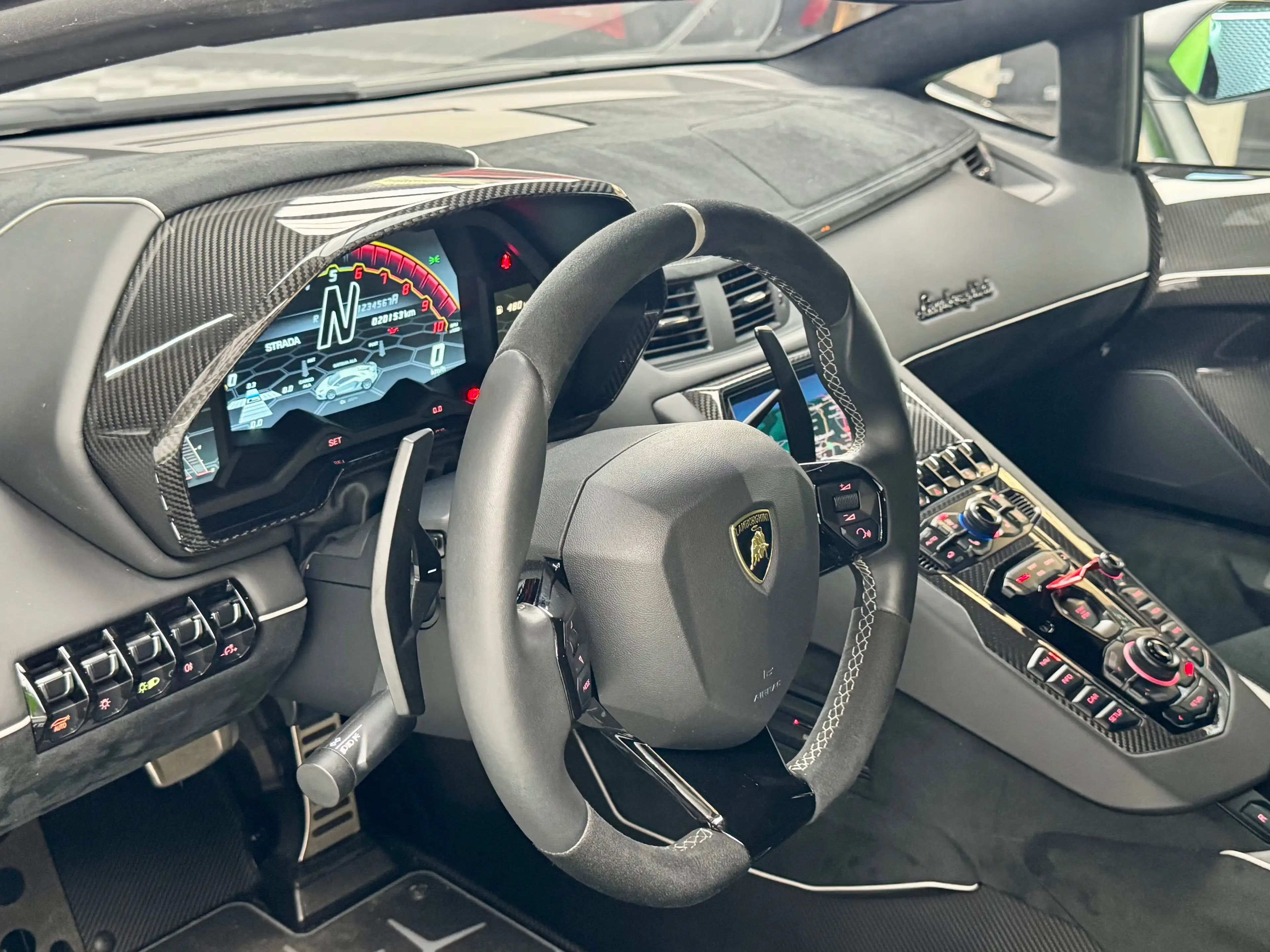 Lamborghini Aventador SVJ Garantie 08/2026 — photo 8