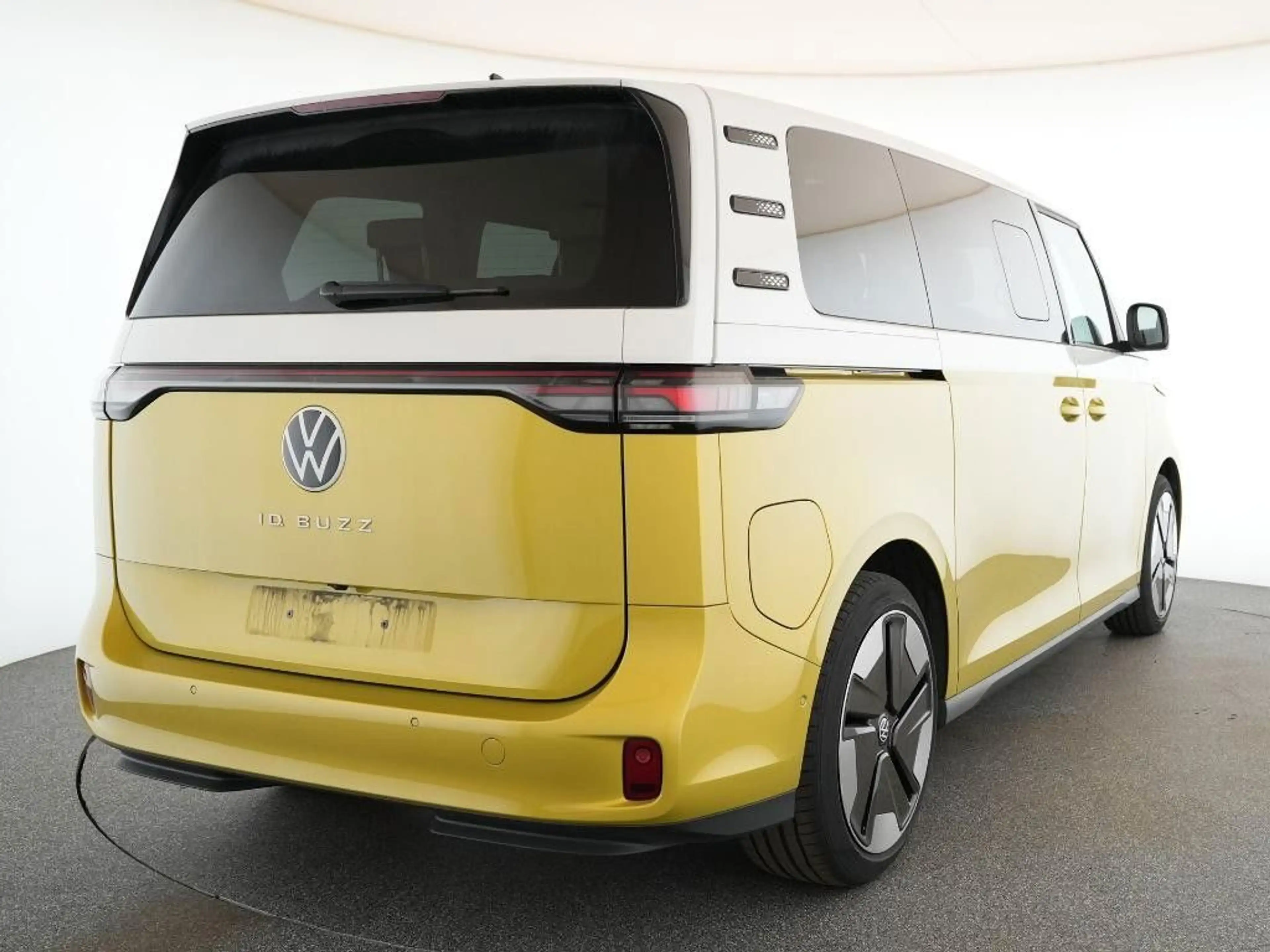 Volkswagen ID. Buzz LR Pro AHK Pano 360° 3ZK H&K WP HuD — photo 3