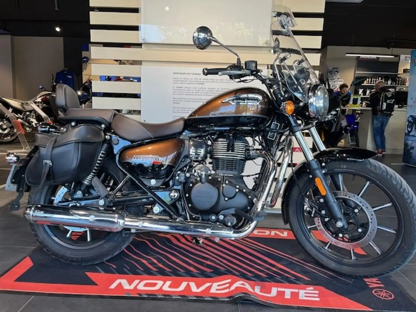 Royal Enfield Meteor 350 - 2