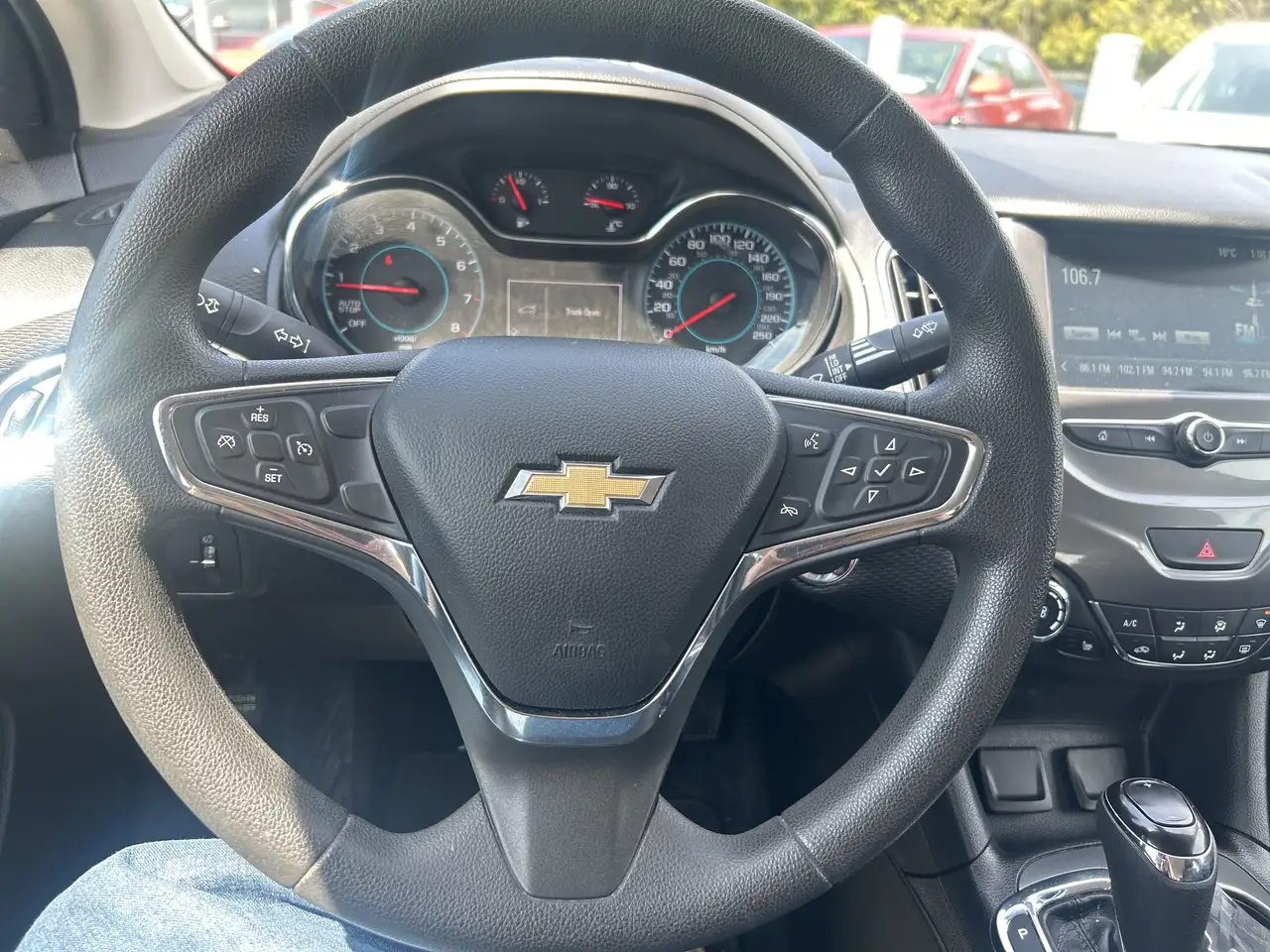 Chevrolet Cruze снимка Chevrolet Cruze