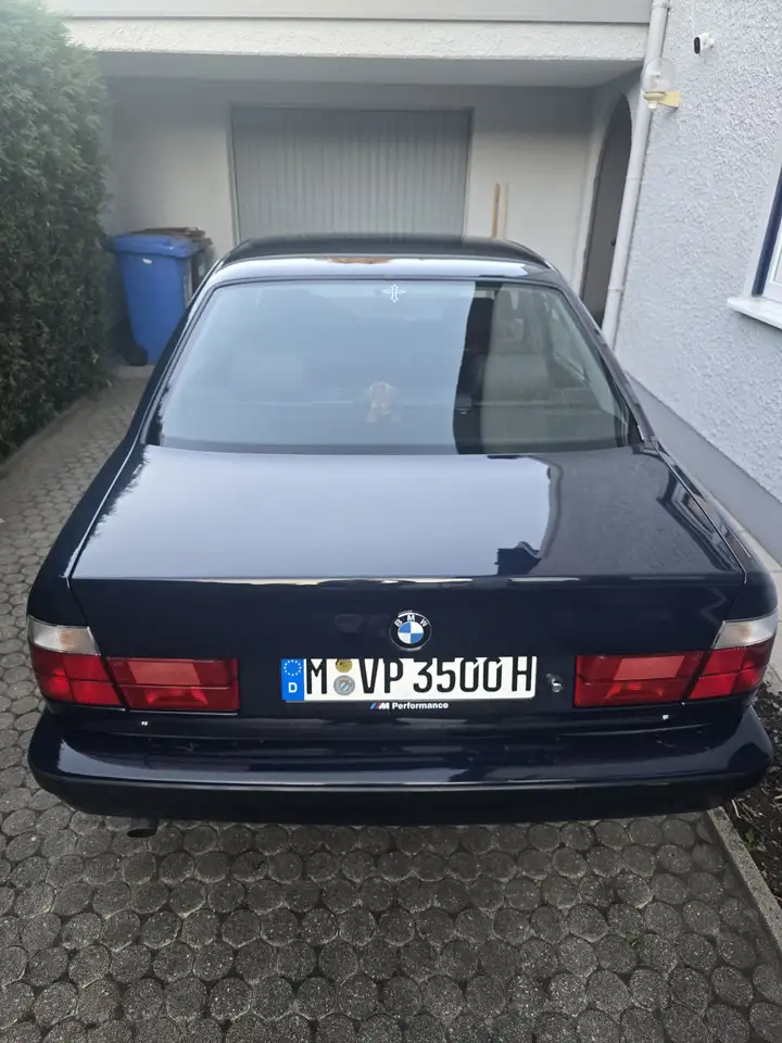 BMW 520i 24V, foto 2