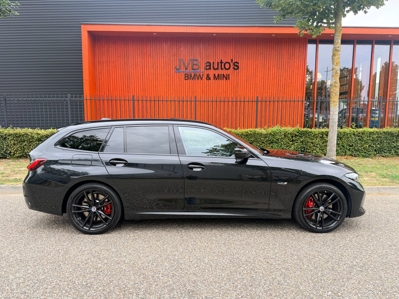 BMW 330 3-serie Touring 330e xDrive, M-Sport PRO, H&K, tre — photo 26