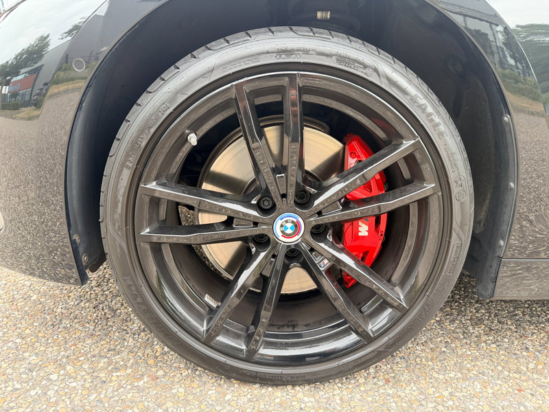 BMW 330 3-serie Touring 330e xDrive, M-Sport PRO, H&K, tre — photo 16