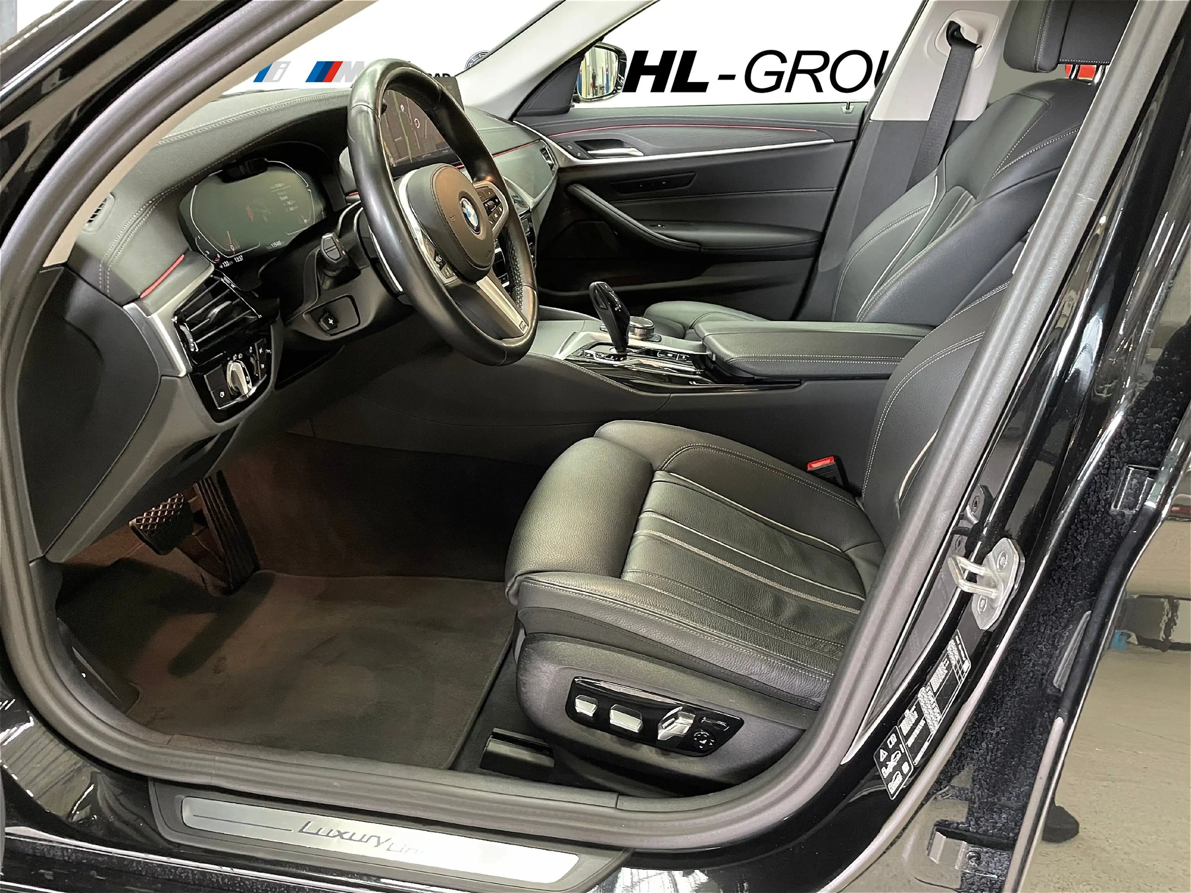 BMW 530 d xDrive TOURING LUXURY LINE HIFI AHK ALU 19" — photo 10