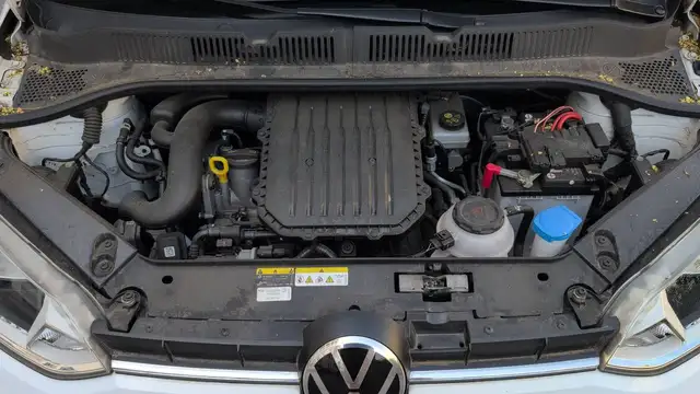 Volkswagen Up! view 15