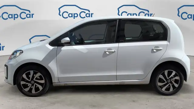 Volkswagen Up! view 2