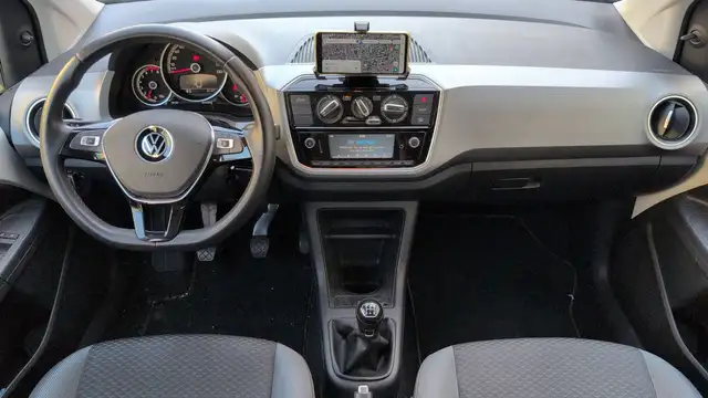 Volkswagen Up! view 11