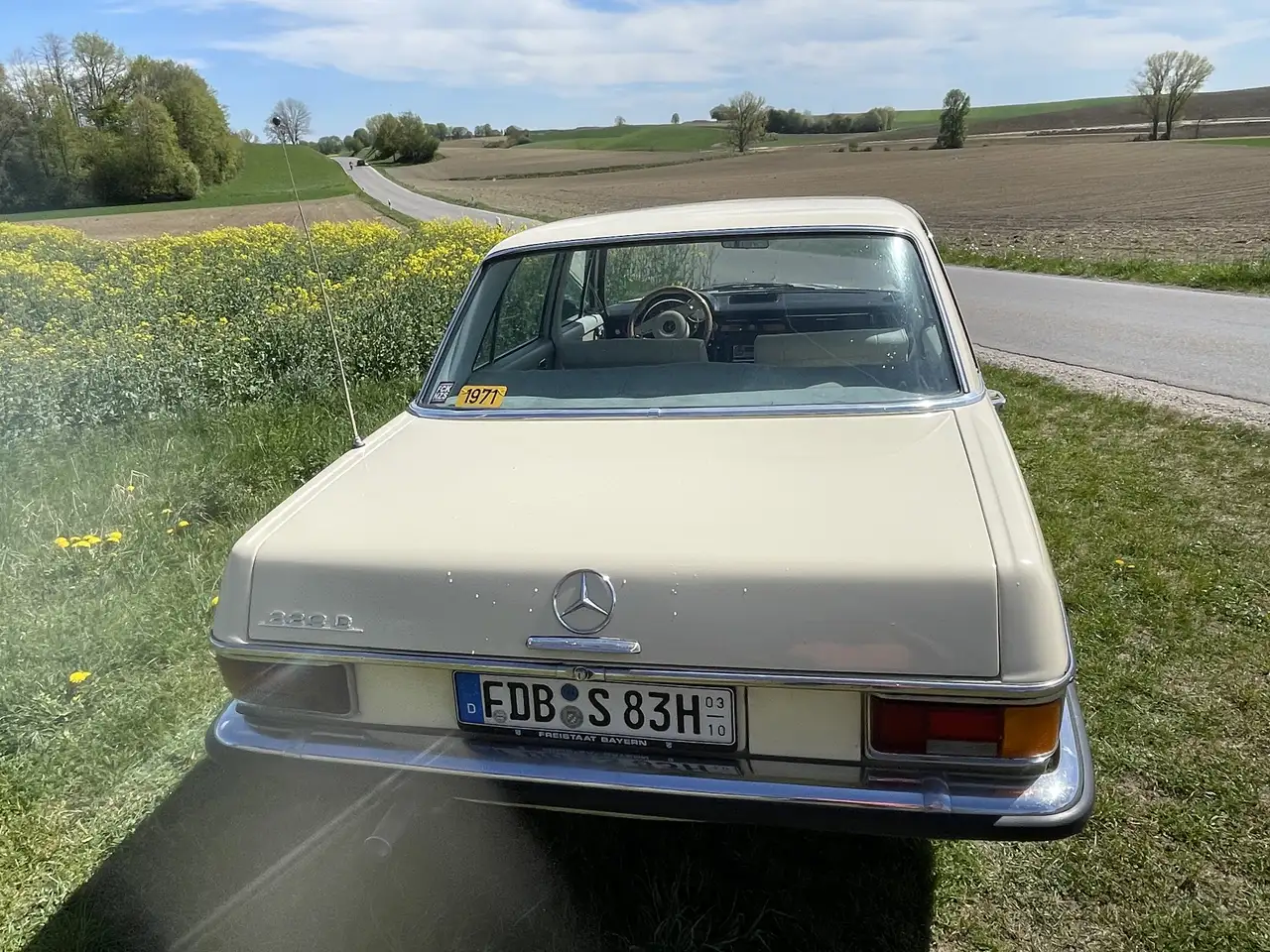 Mercedes-Benz W 114/115 Strich-Acht, foto 4