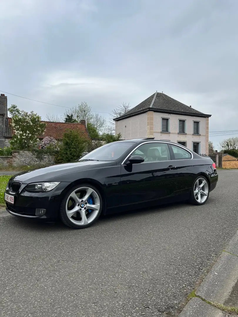 BMW 335 335iA Noir - 1