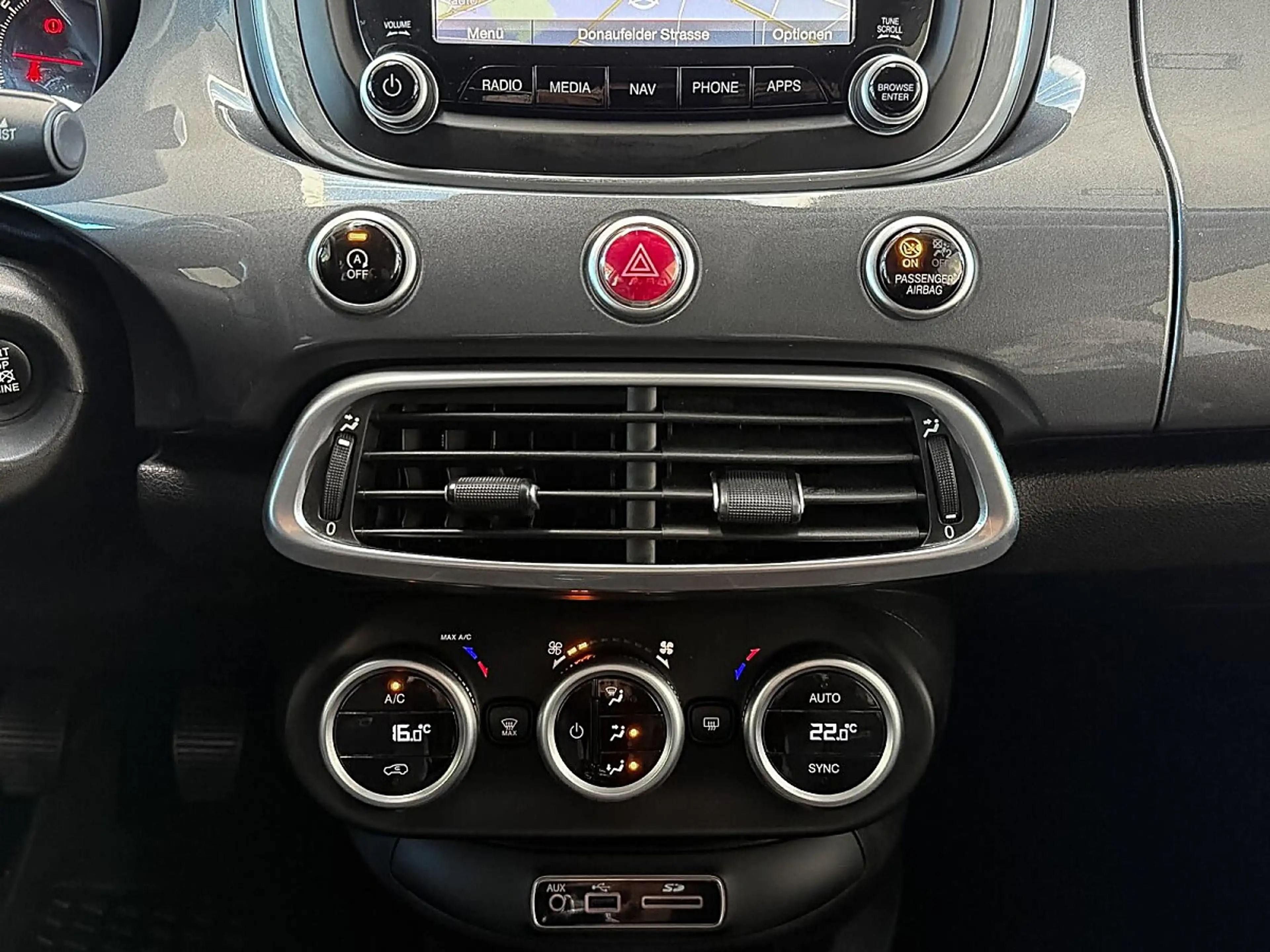 Fiat 500X 1,4 Multi-Air2 Turbo 140 City Look Lounge | PIC... — photo 13