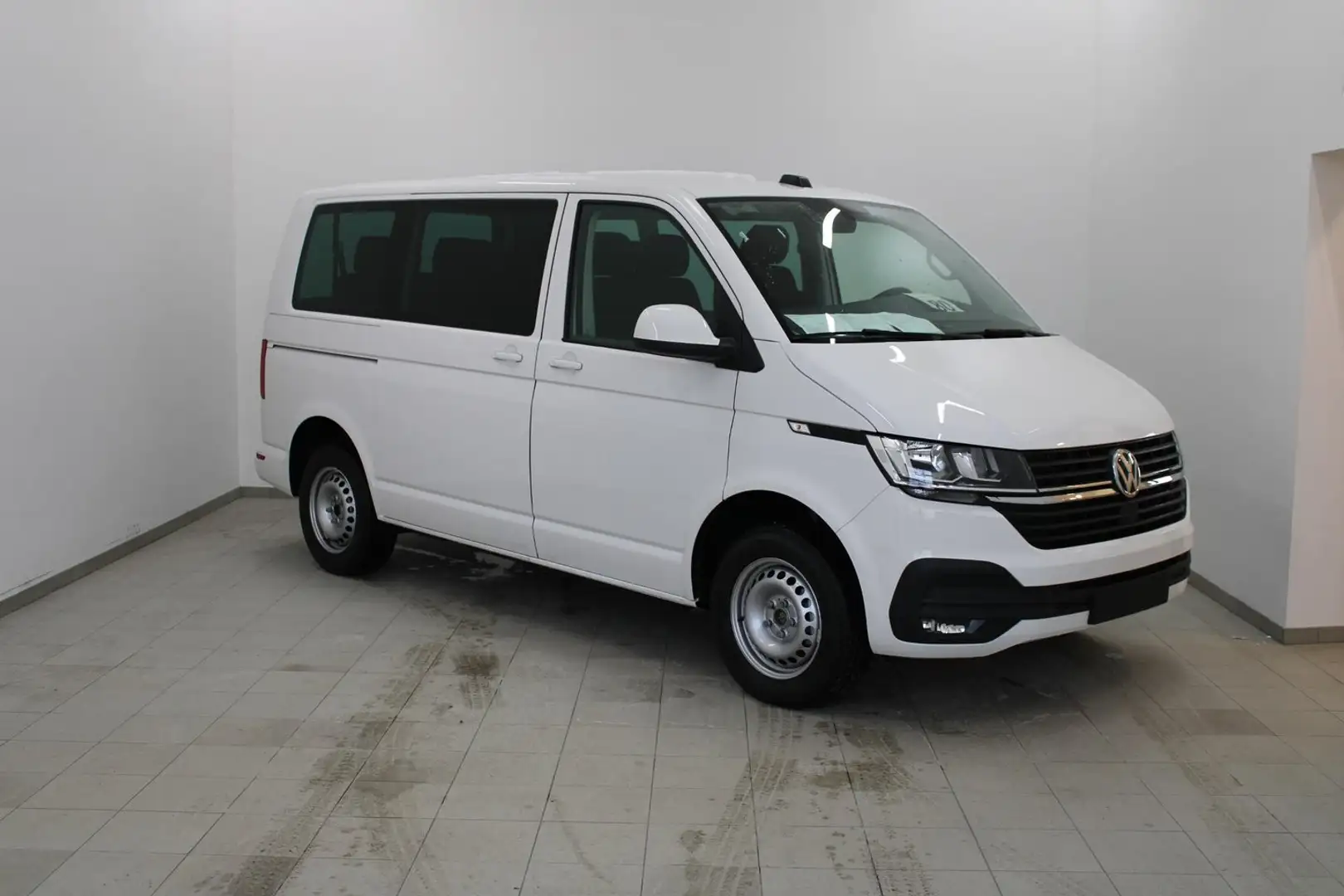 Volkswagen T6.1 Transporter Kombi TDI Weiß - 1