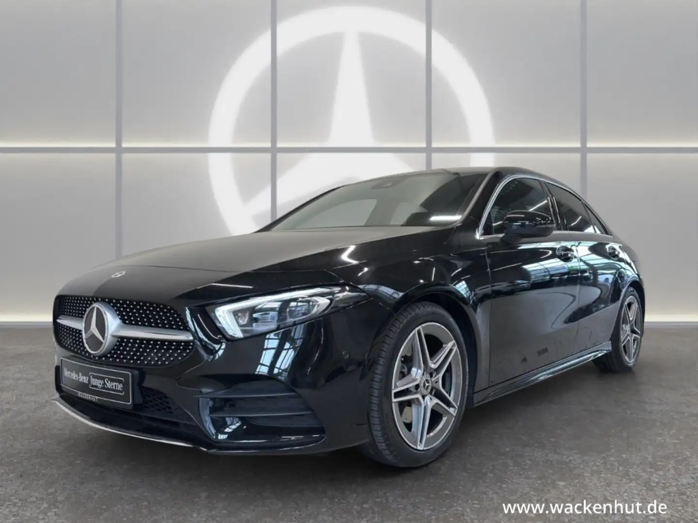 Mercedes-Benz A 220 d 4M AMG RFK+VERK.ASS+MBUX HIGH-END+MULTIB Noir - 1