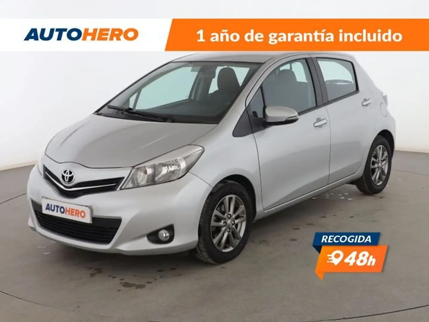 Toyota Yaris 1.3 Advance MultiDrive Grijs - 1