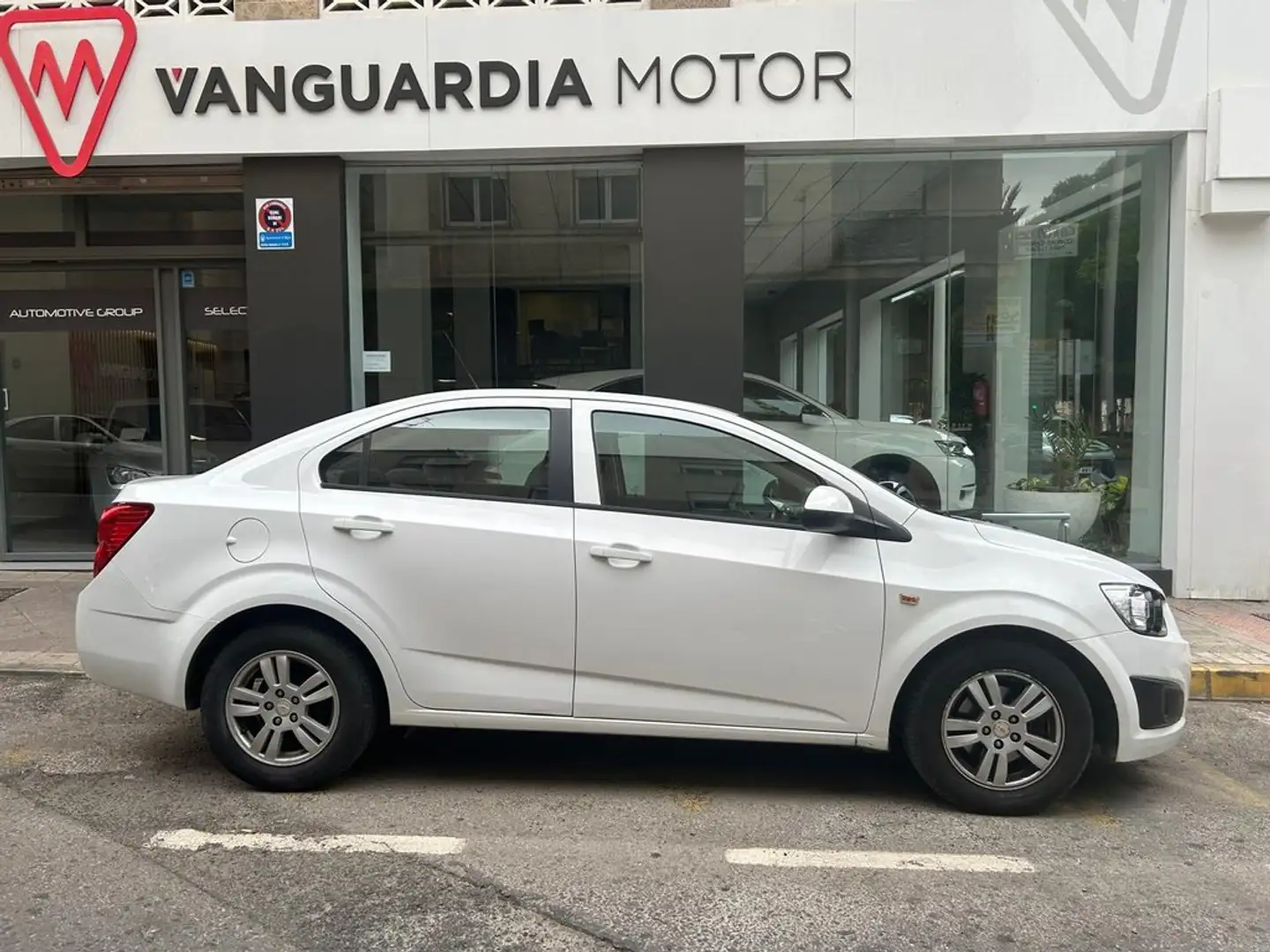 Chevrolet Aveo 1.3 75 CV LT Blanco - 2