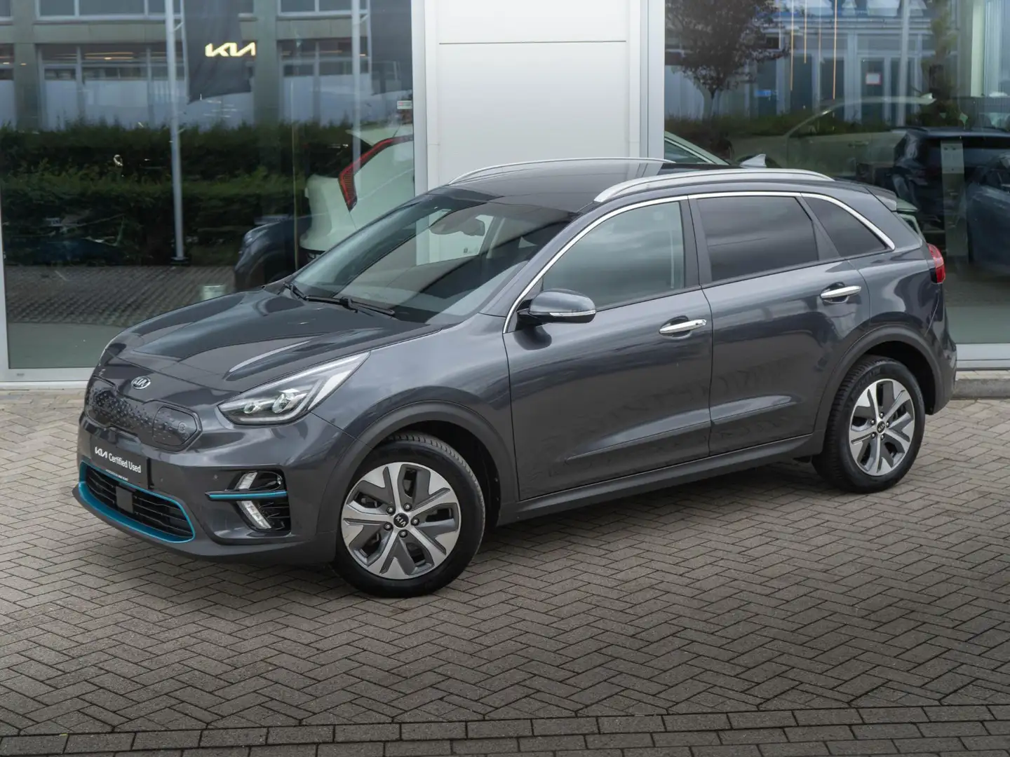 Kia e-Niro ExecutiveLine 64 kWh | Stoel en stuur verwarming | Grau - 2