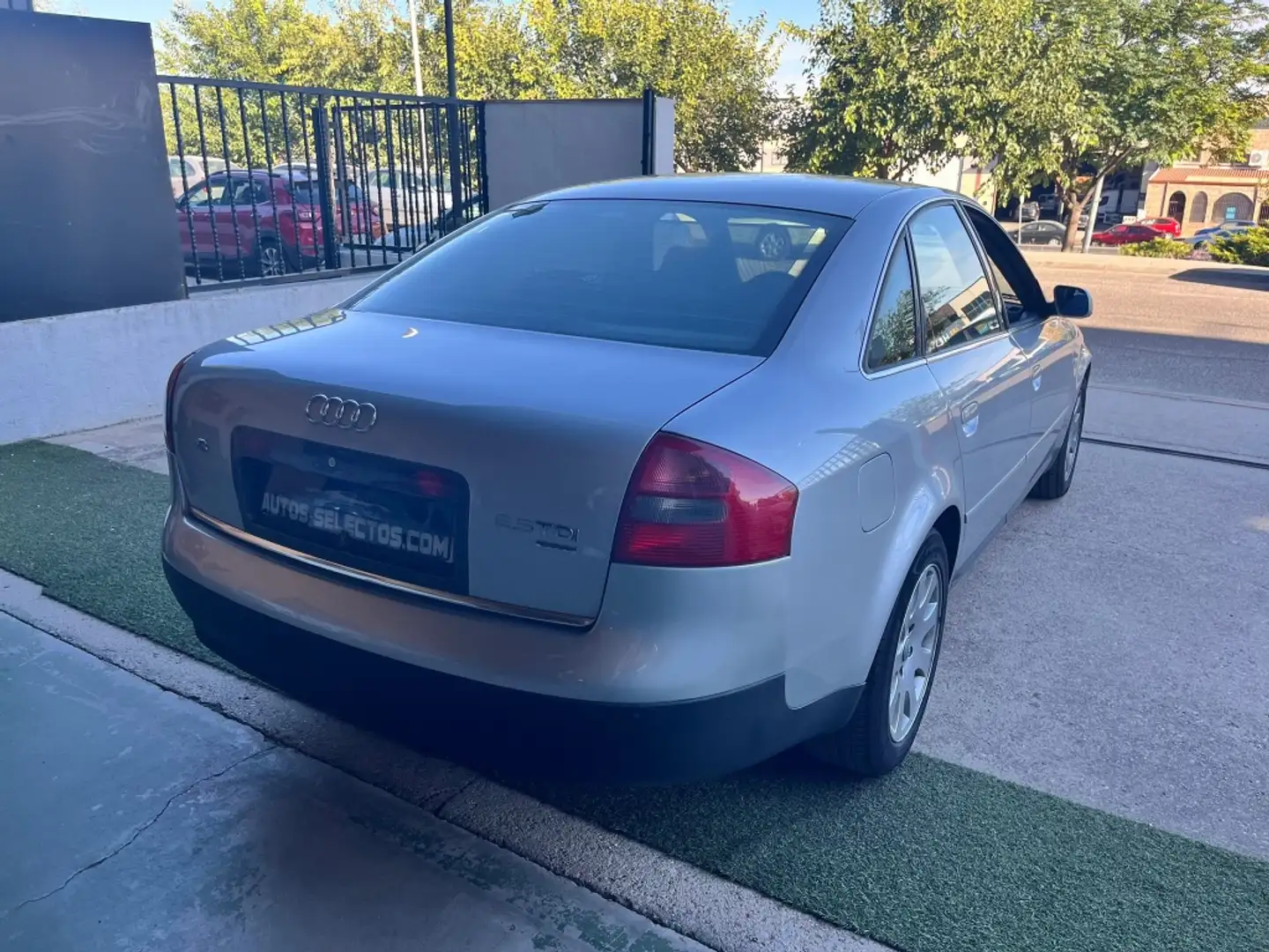 Audi A6 2.5TDI quattro 6vel. 180 Argent - 2