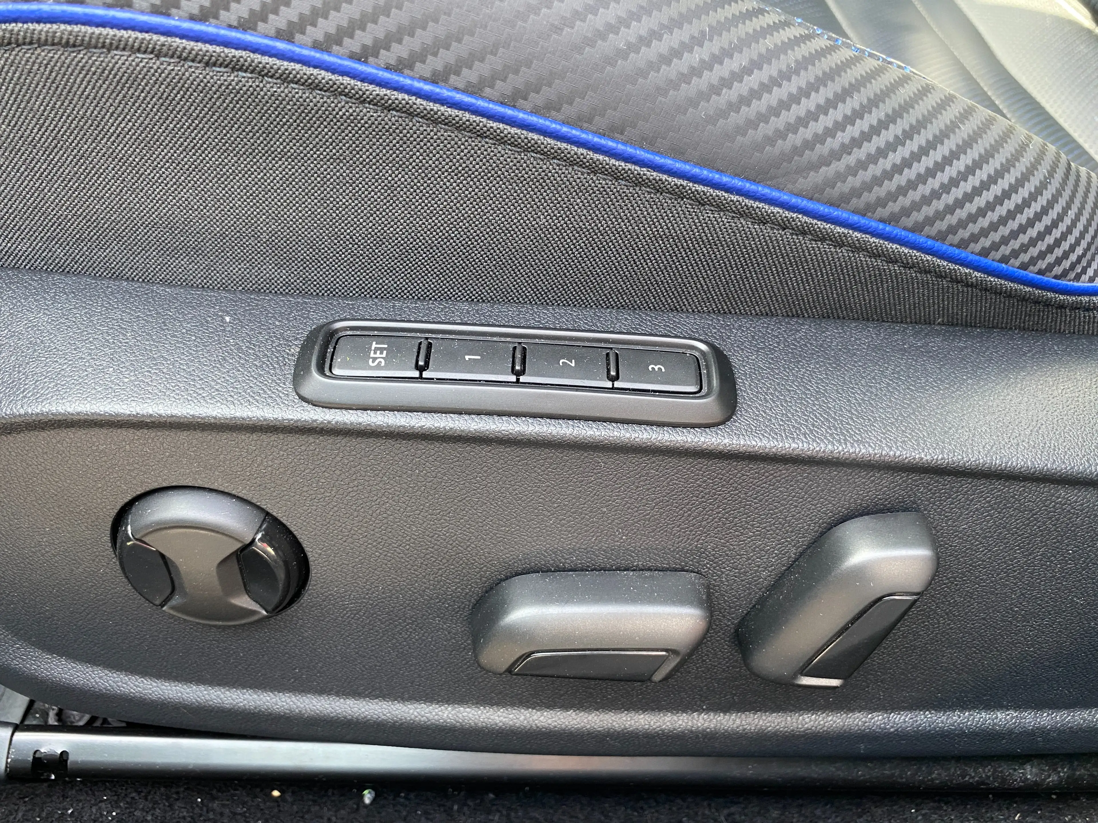 Volkswagen Golf R Golf 2.0 TSI OPF 4Motion DSG R Black Edition — photo 15
