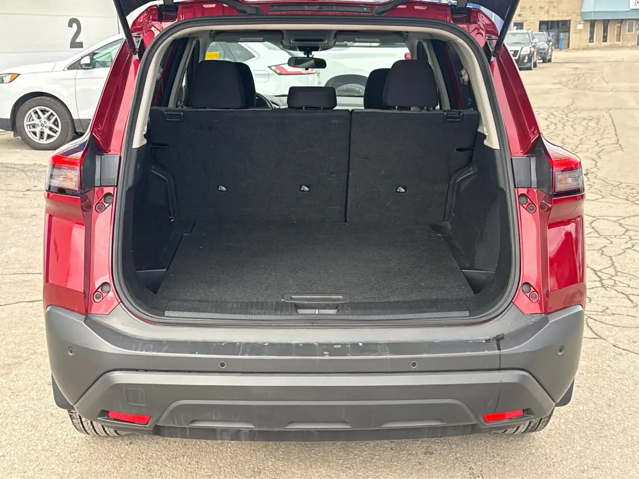 Nissan Rogue снимка Nissan Rogue